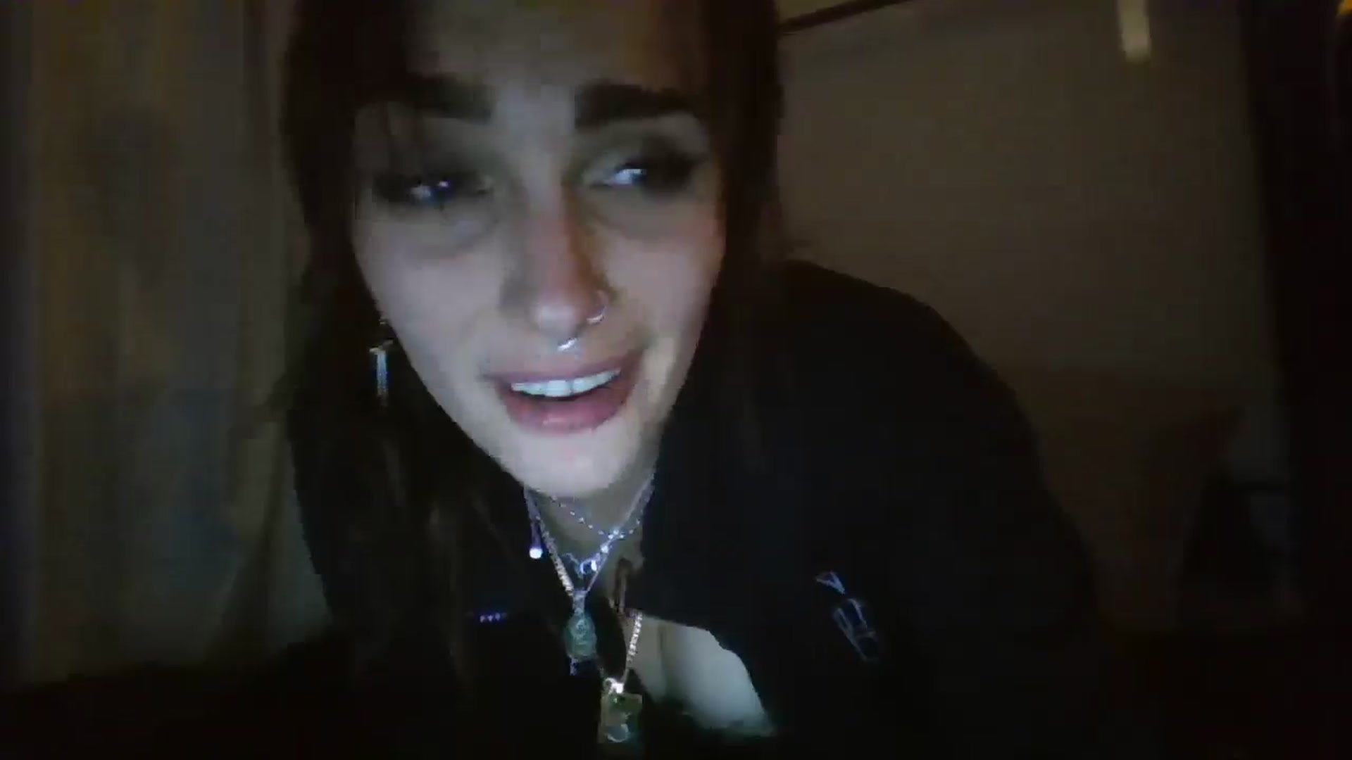 Gallery image thumbnail from kixstix's myfreecams stream on, 12/10/2024, 10:21 image 11 of 20