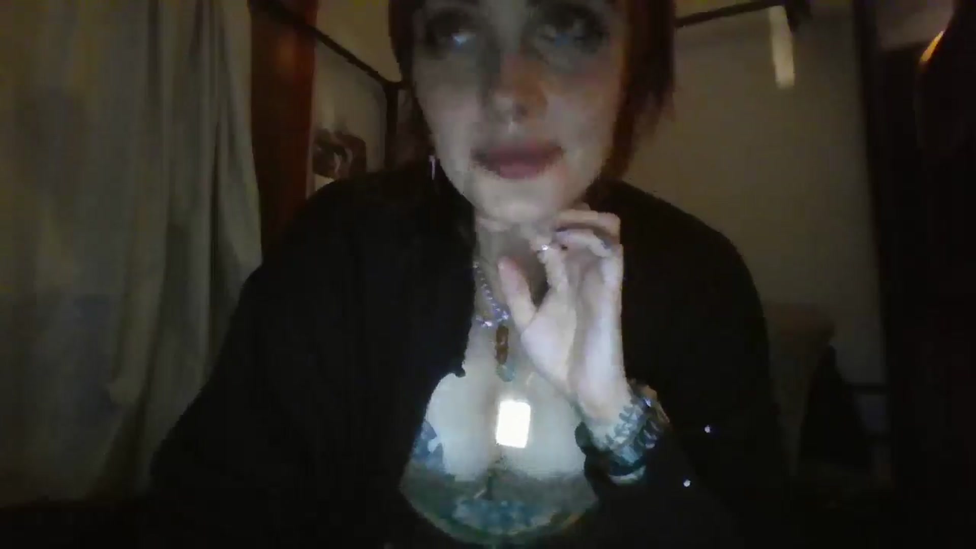 Gallery image thumbnail from kixstix's myfreecams stream on, 12/10/2024, 10:21 image 2 of 20