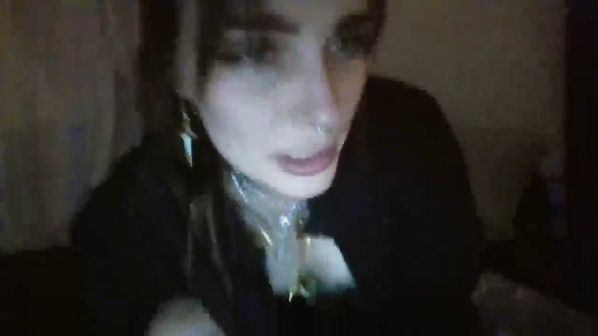 Gallery image thumbnail from kixstix's myfreecams stream on, 12/10/2024, 10:21 image 10 of 20