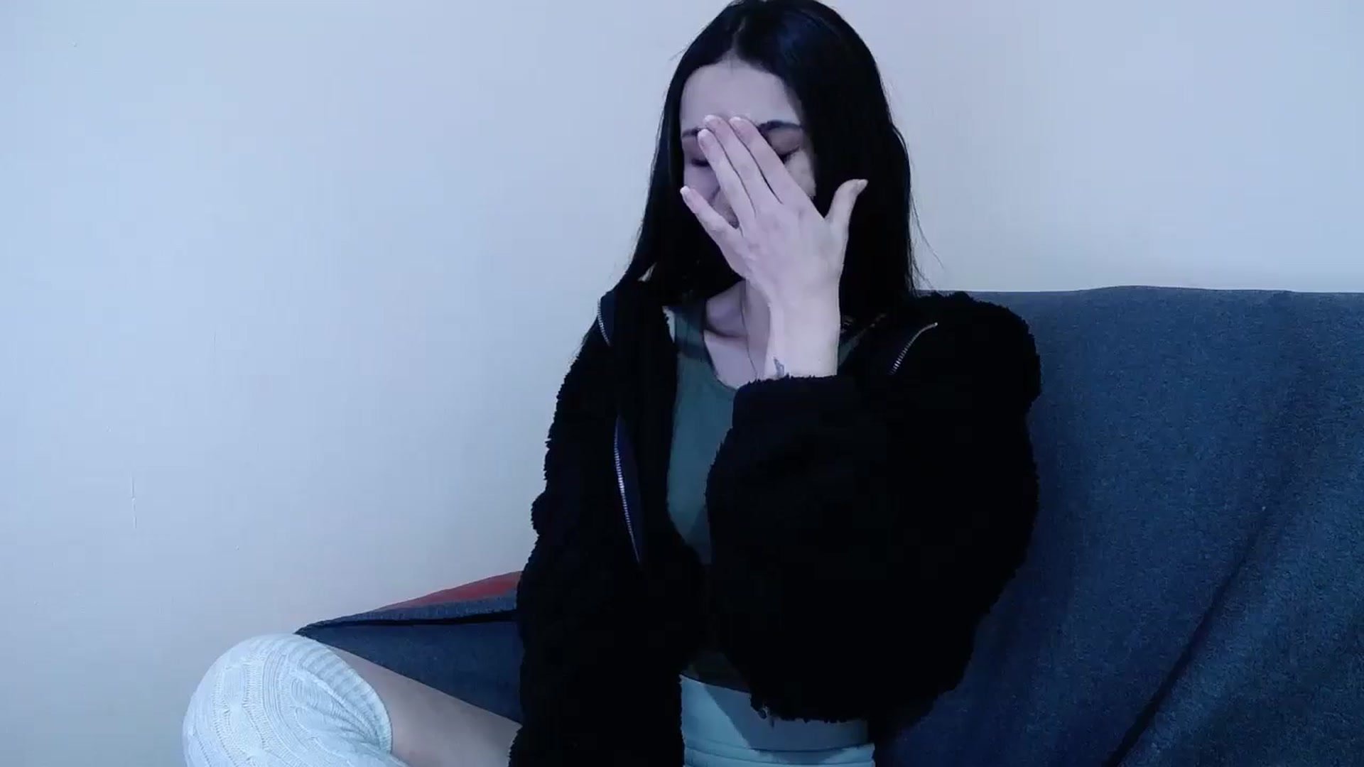 Gallery image thumbnail from kllLr's myfreecams stream on, 11/16/2024, 19:37 image 14 of 20