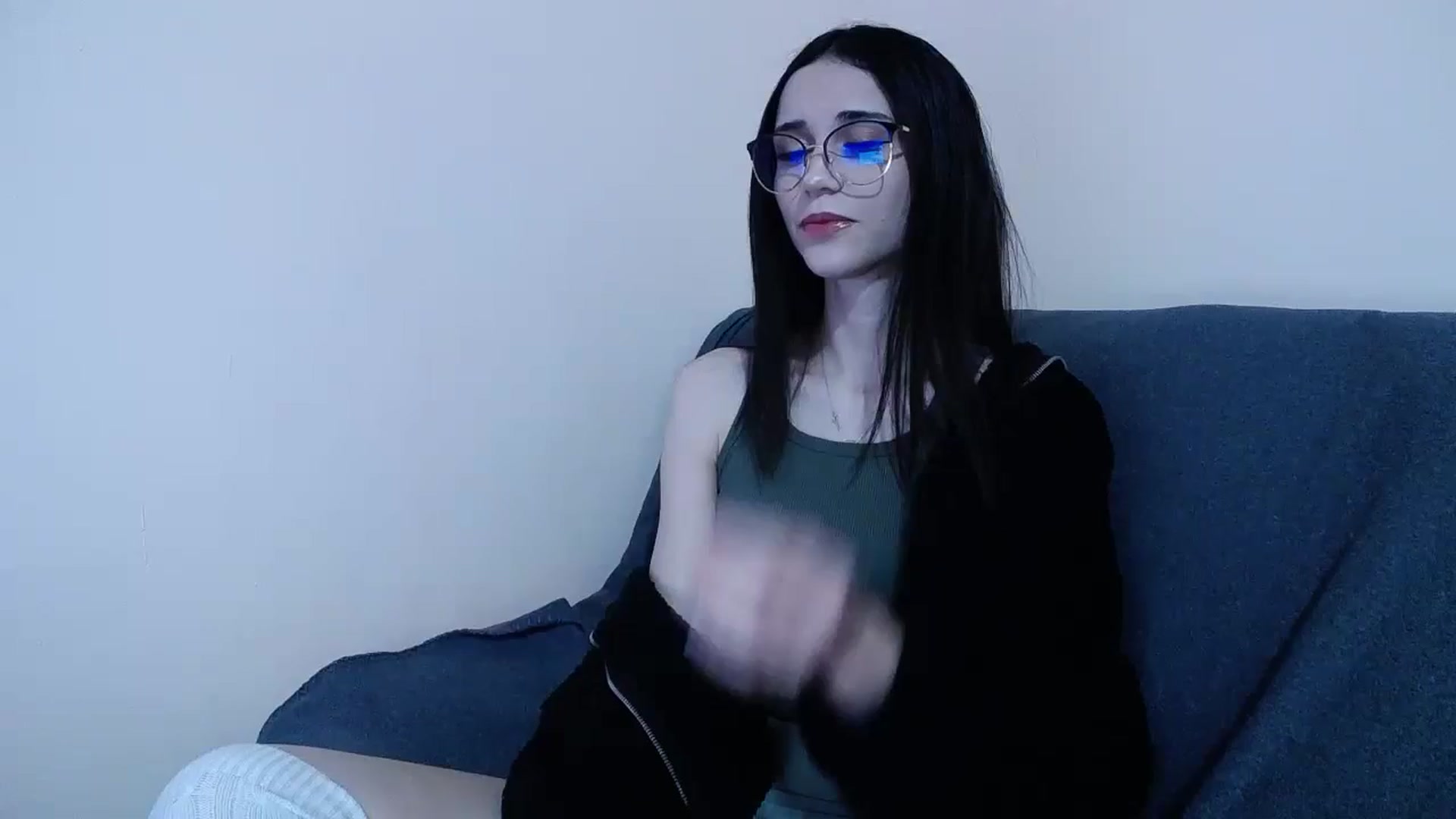 Gallery image thumbnail from kllLr's myfreecams stream on, 11/16/2024, 19:37 image 9 of 20