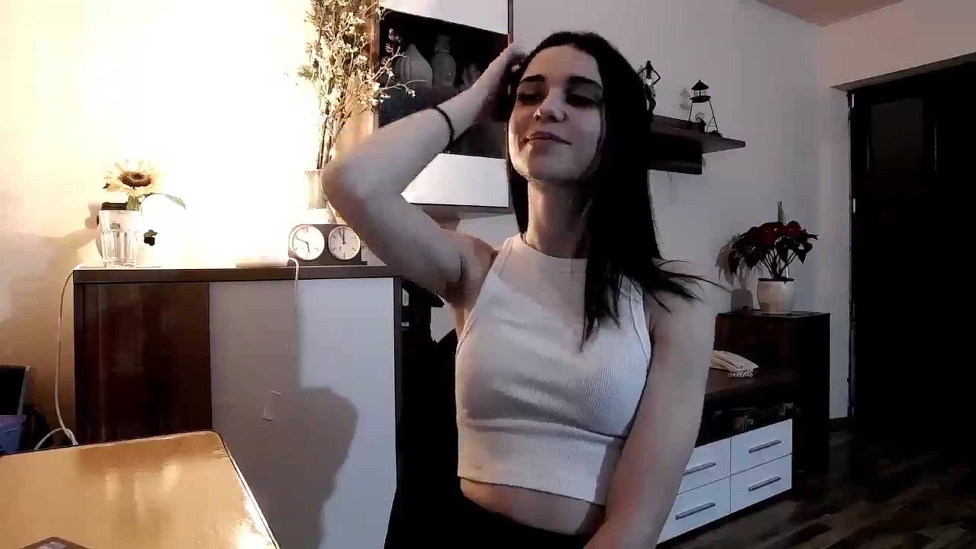Gallery image thumbnail from kllLr's myfreecams stream on, 12/28/2024, 01:14 image 8 of 20