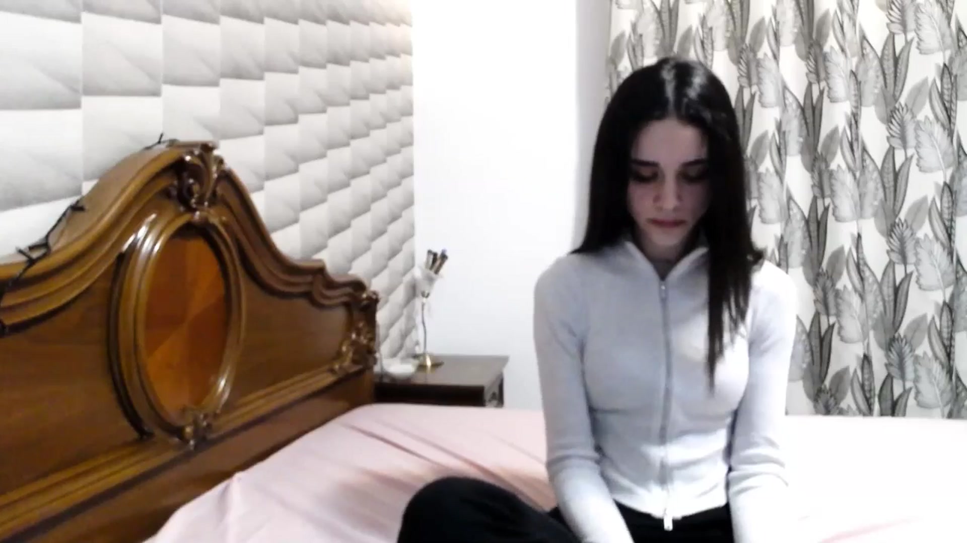 Gallery image thumbnail from kllLr's myfreecams stream on, 12/31/2024, 15:49 image 20 of 20