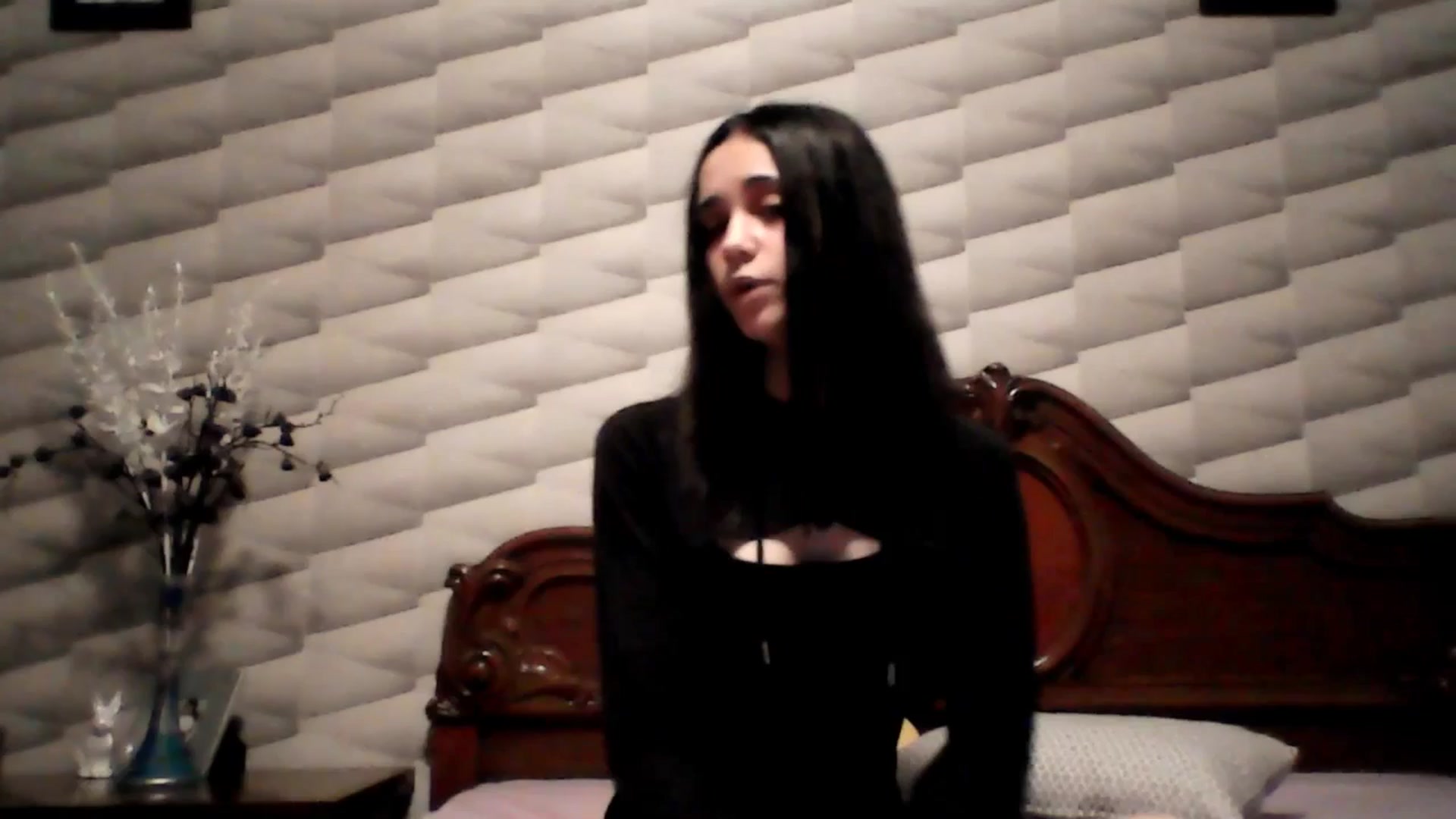 Gallery image thumbnail from kllLr's myfreecams stream on, 01/04/2025, 19:24 image 16 of 20