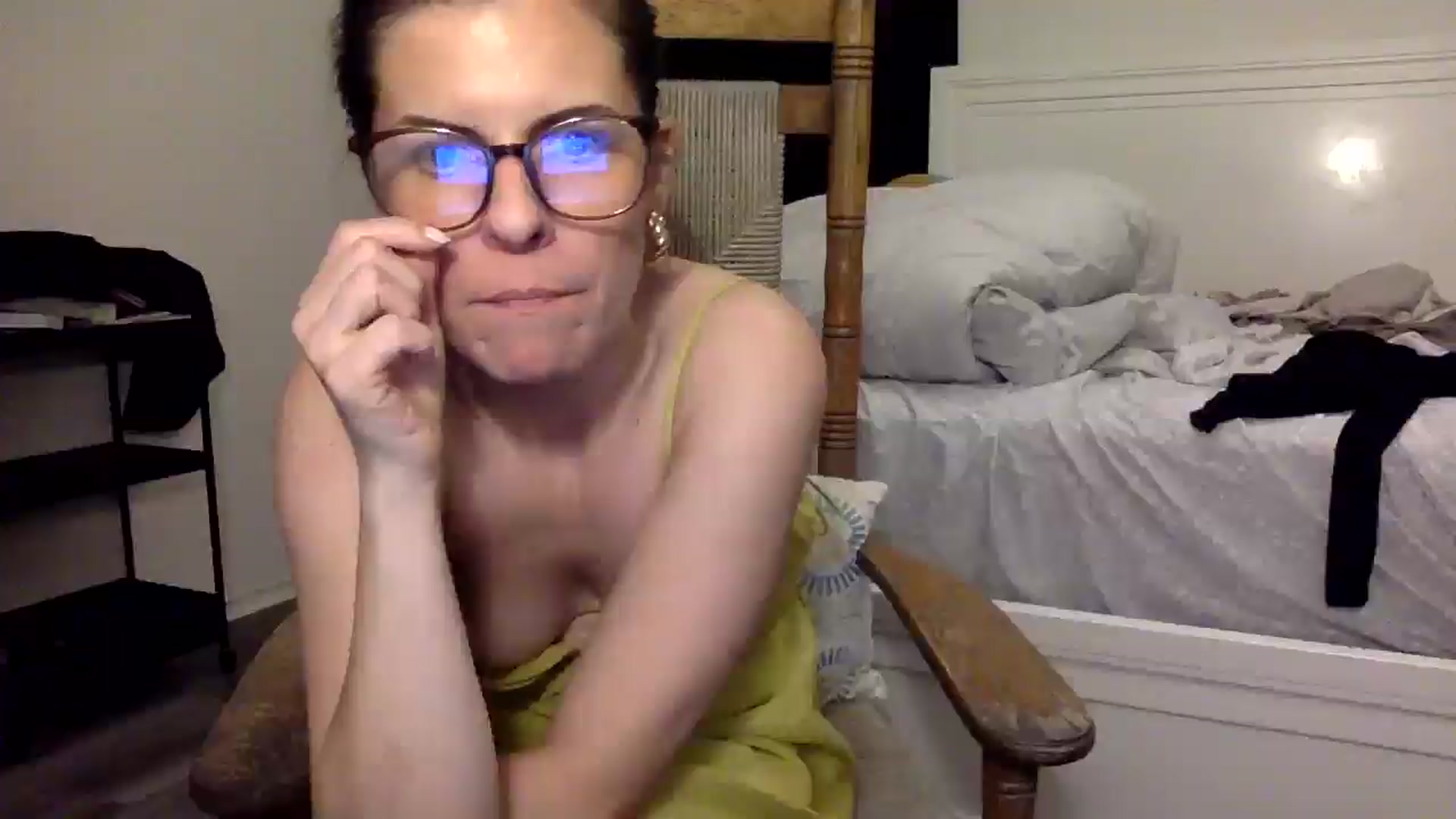 Gallery image thumbnail from korasrubiez's myfreecams stream on, 12/07/2024, 18:06 image 18 of 20