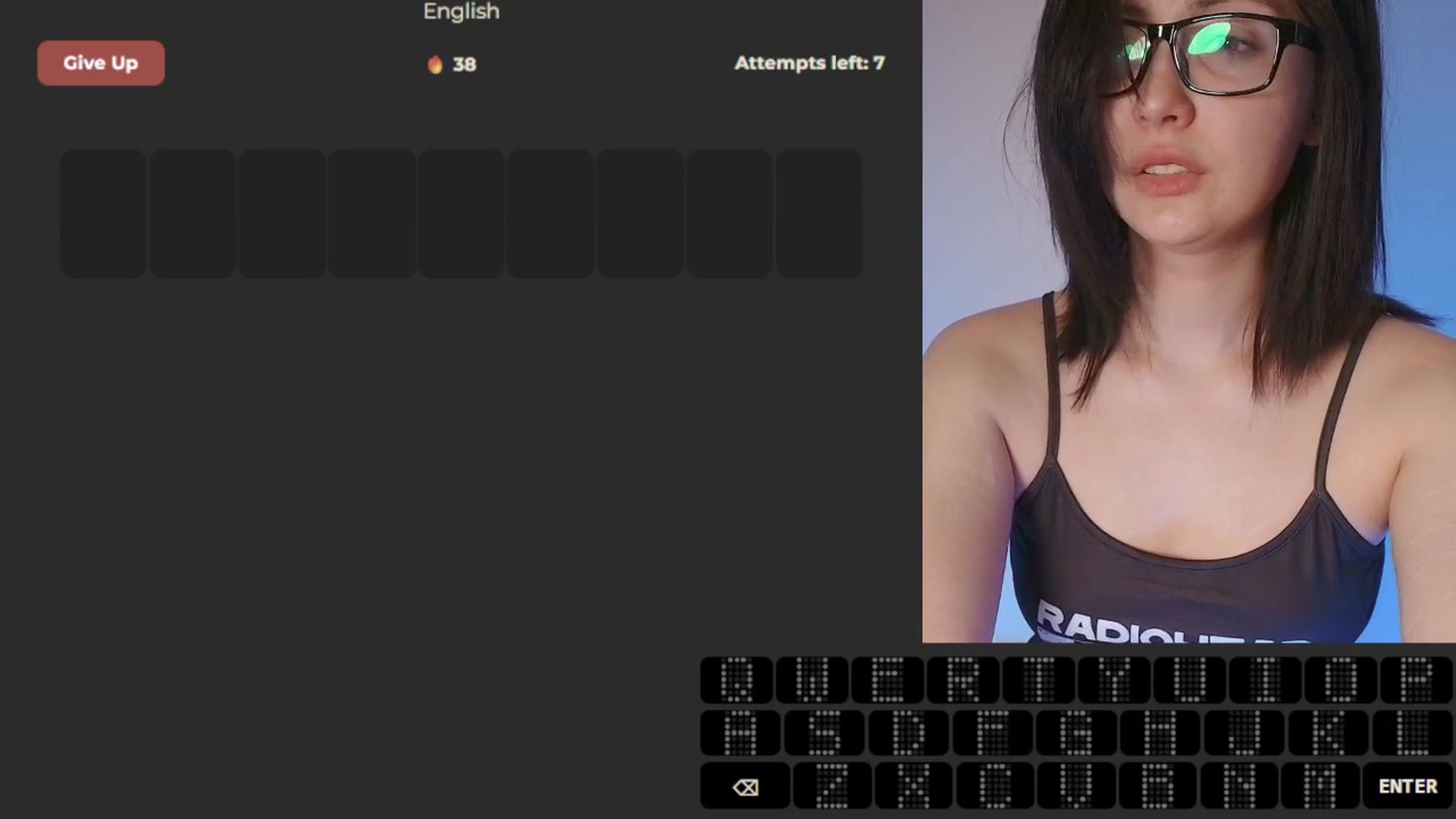 Gallery image thumbnail from kriskringle's myfreecams stream on, 12/04/2025, 05:41 image 6 of 20
