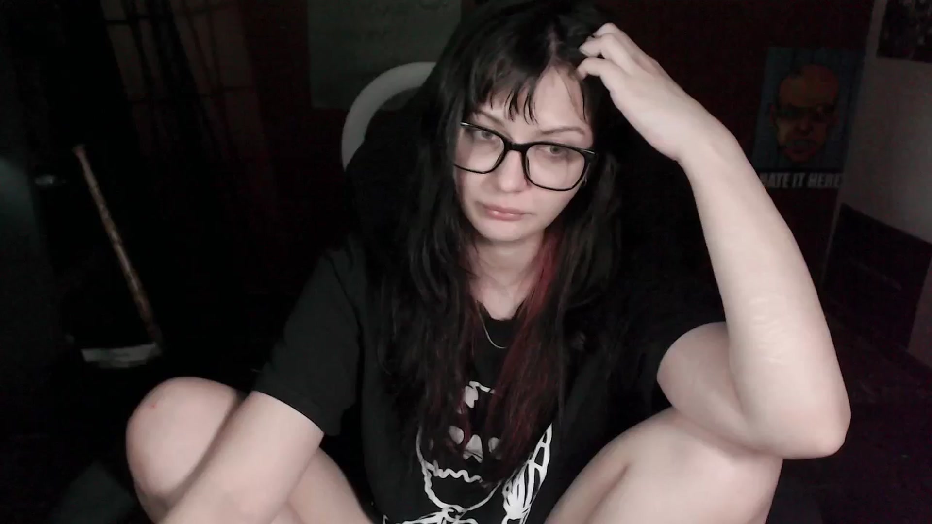 Gallery image thumbnail from kristina's myfreecams stream on, 12/22/2024, 10:18 image 19 of 20