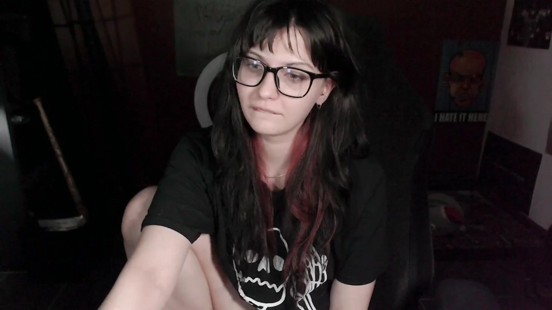 Gallery image thumbnail from kristina's myfreecams stream on, 12/22/2024, 10:18 image 12 of 20