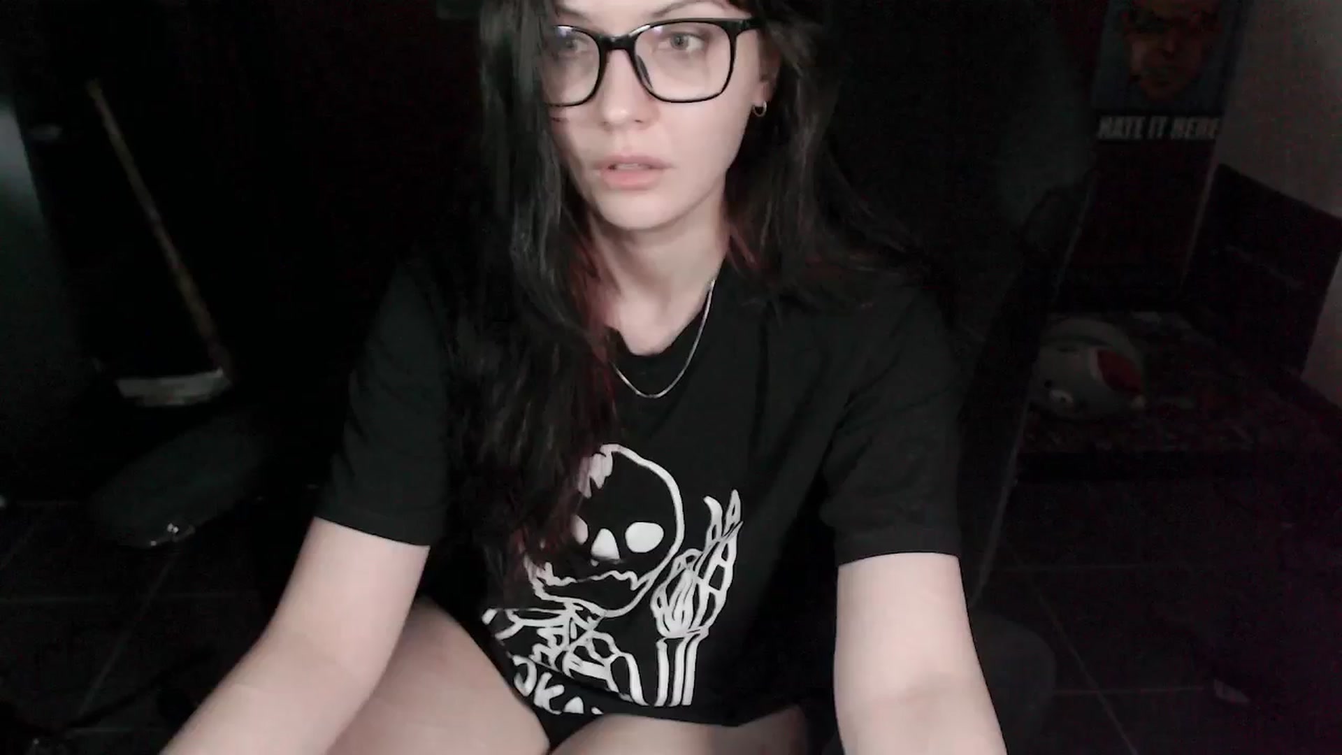 Gallery image thumbnail from kristina's myfreecams stream on, 12/22/2024, 10:18 image 16 of 20