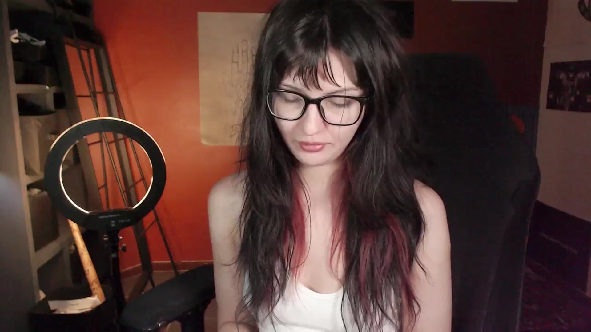 Gallery image thumbnail from kristina's myfreecams stream on, 12/23/2024, 06:13 image 18 of 20