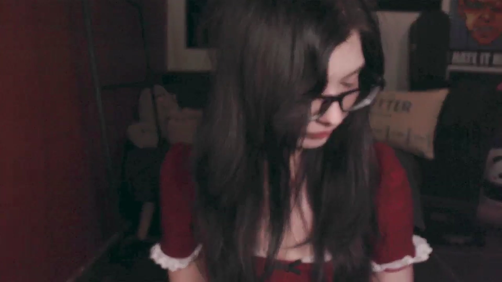 Gallery image thumbnail from kristina's myfreecams stream on, 04/01/2025, 04:25 image 3 of 20