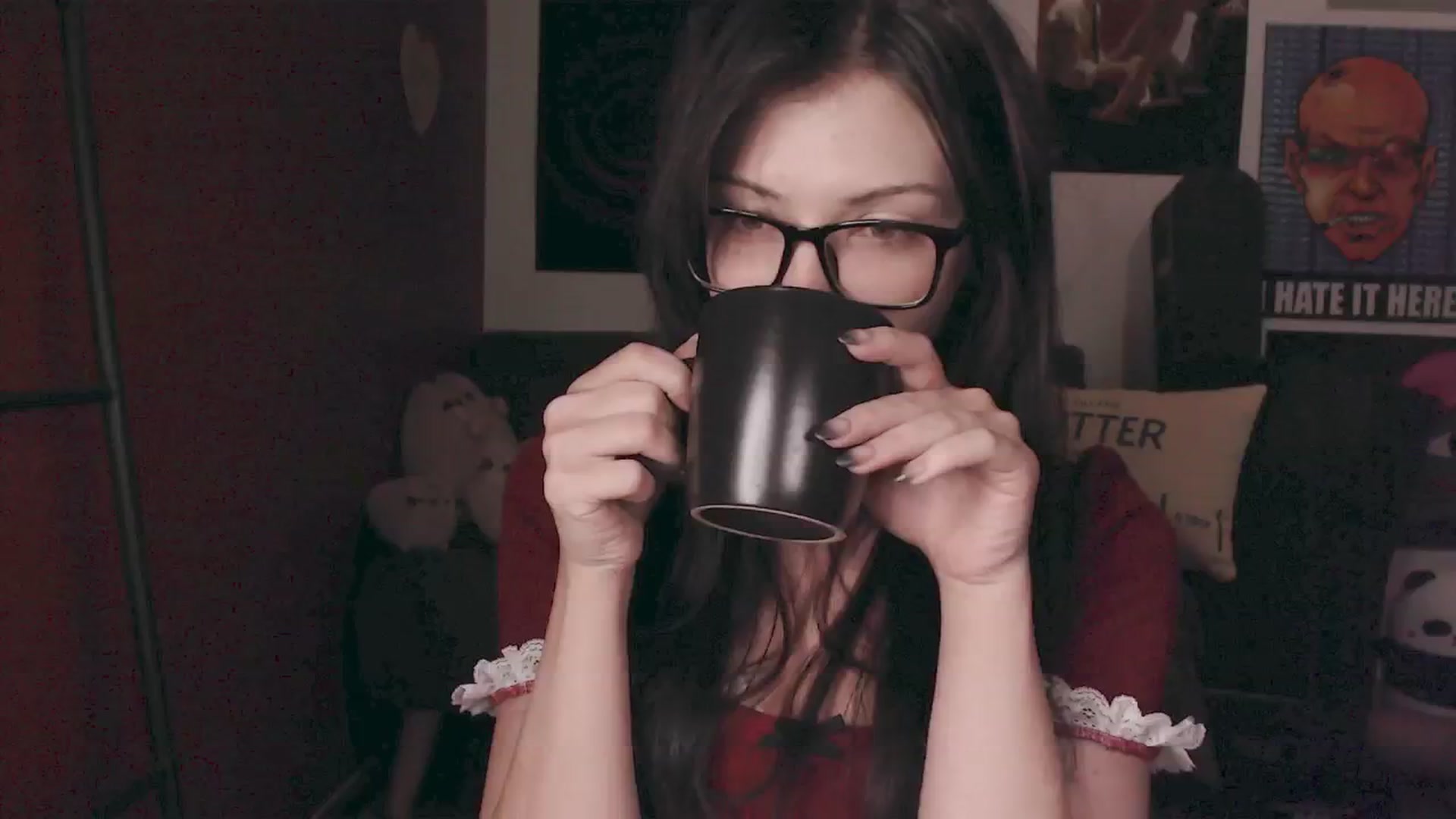 Gallery image thumbnail from kristina's myfreecams stream on, 04/01/2025, 04:46 image 5 of 20