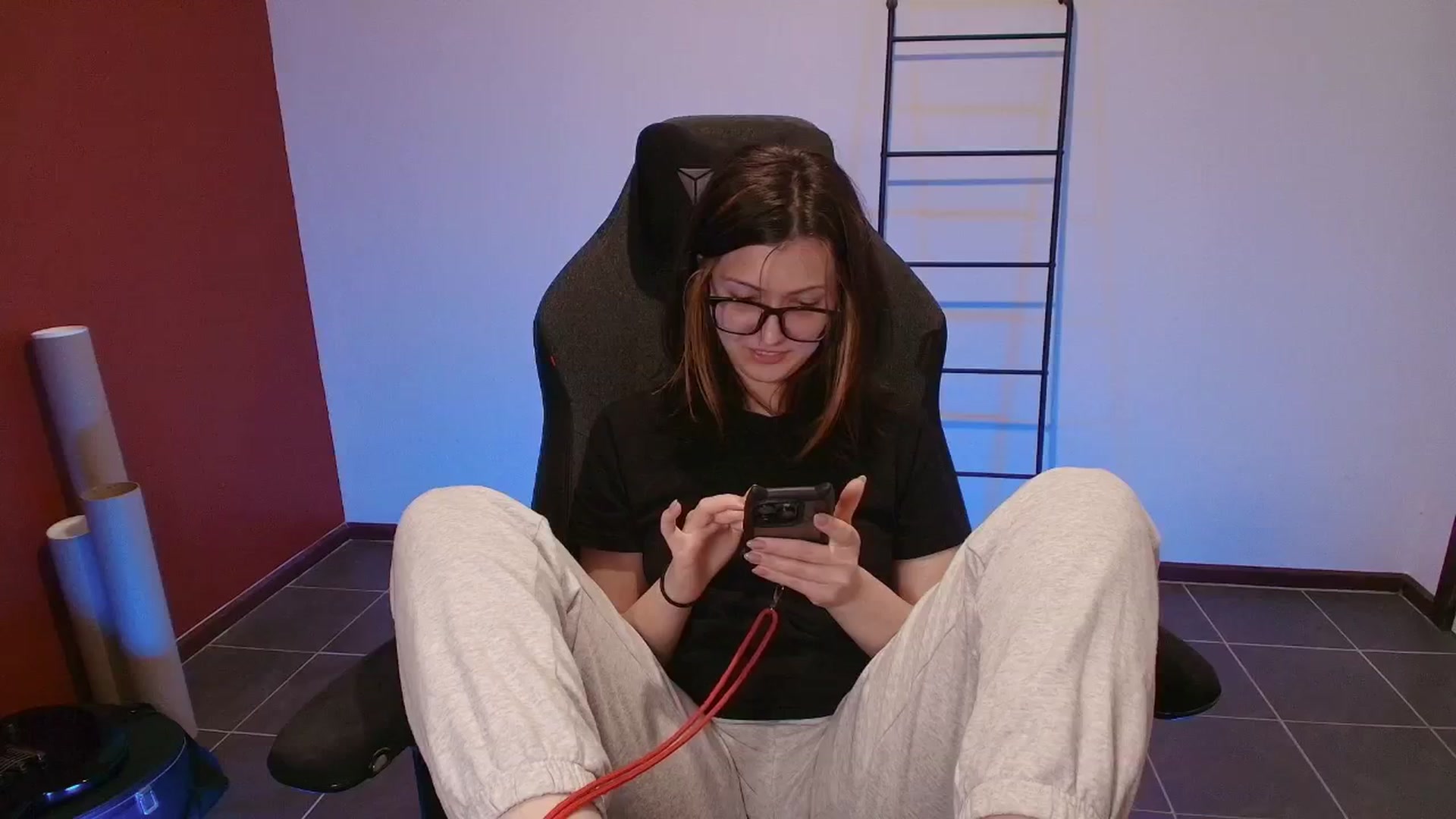 Gallery image thumbnail from kristina's myfreecams stream on, 02/08/2026, 03:10 image 18 of 20