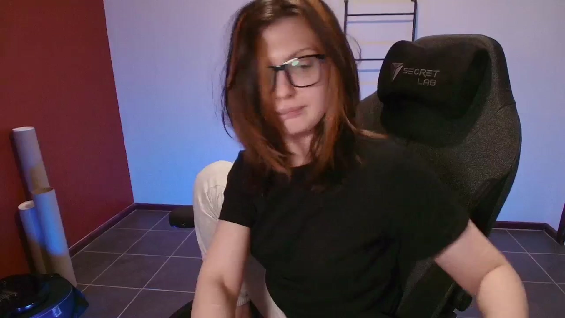 Gallery image thumbnail from kristina's myfreecams stream on, 02/08/2026, 03:10 image 16 of 20