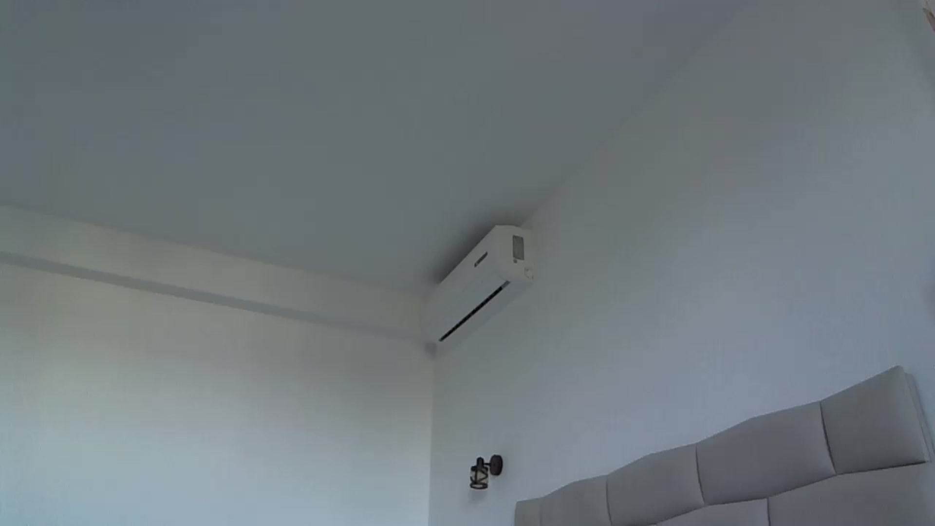 Gallery image thumbnail from krystal__'s myfreecams stream on, 10/17/2024, 08:23 image 2 of 20