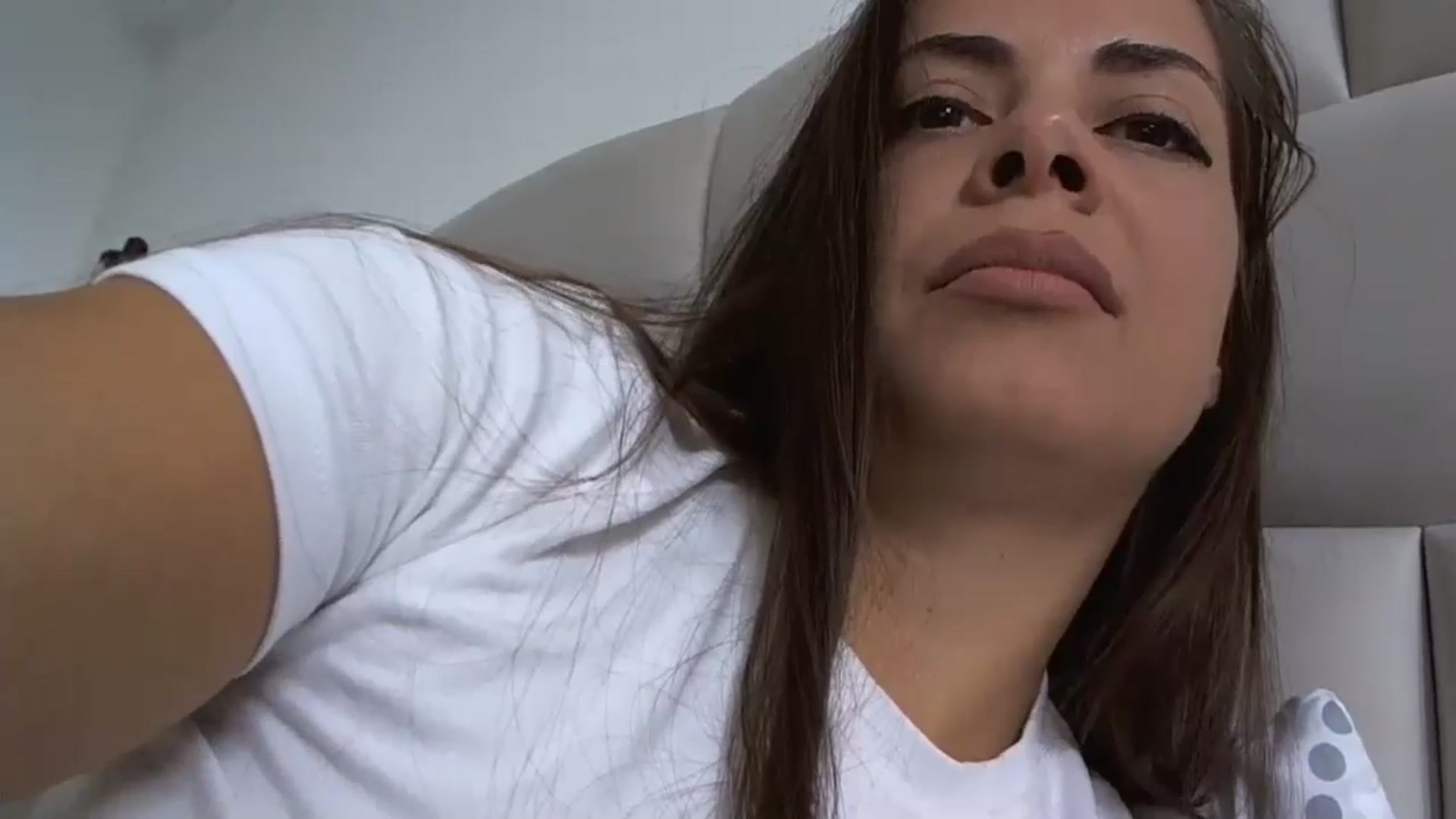 Gallery image thumbnail from krystal__'s myfreecams stream on, 10/28/2024, 08:41 image 20 of 20