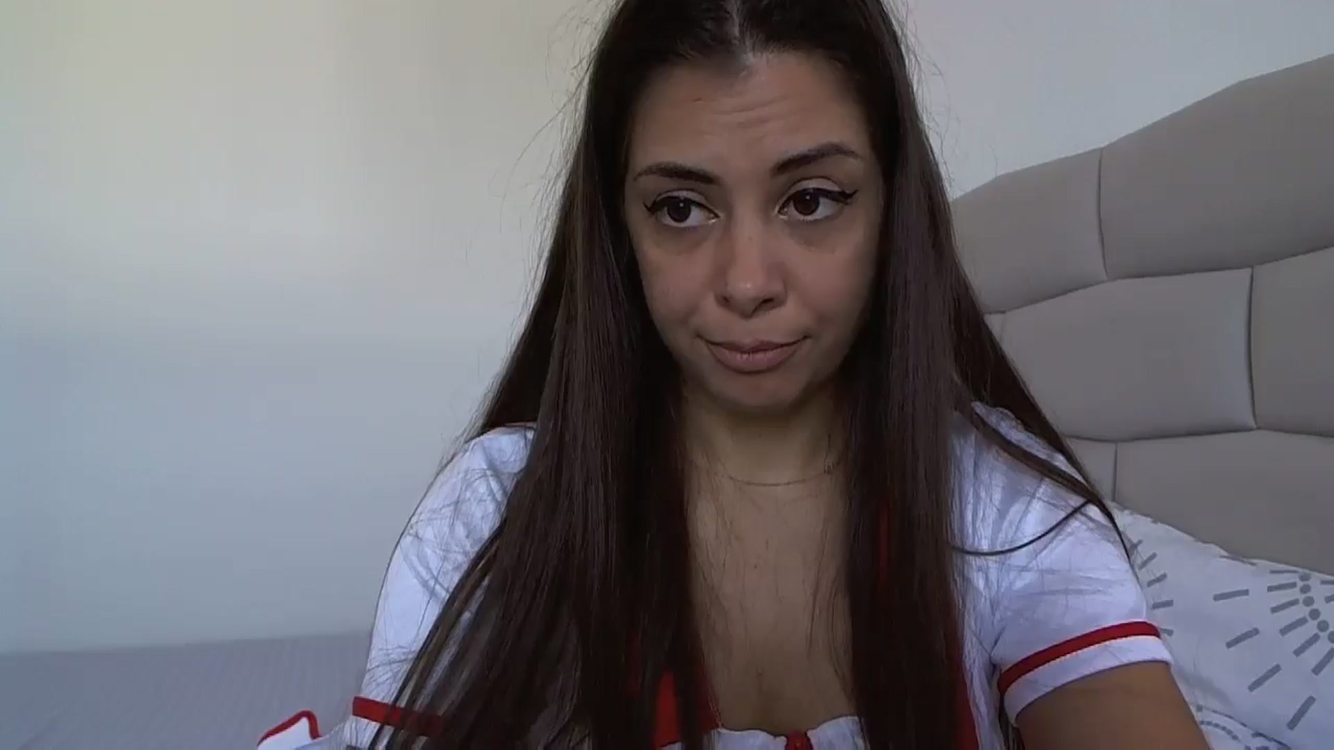 Gallery image thumbnail from krystal__'s myfreecams stream on, 10/29/2024, 08:52 image 2 of 20