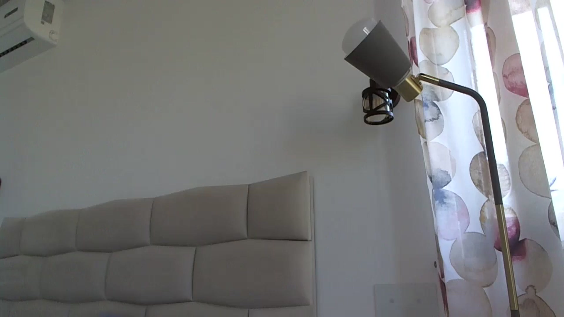 Gallery image thumbnail from krystal__'s myfreecams stream on, 01/23/2025, 10:07 image 13 of 20