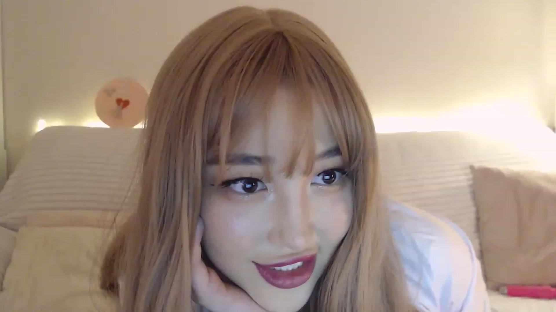 Gallery image thumbnail from kurakurai's myfreecams stream on, 08/14/2023, 09:24 image 15 of 20
