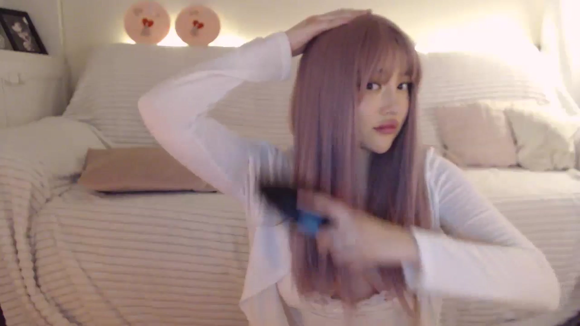 Gallery image thumbnail from kurakurai's myfreecams stream on, 08/16/2023, 12:00 image 13 of 20