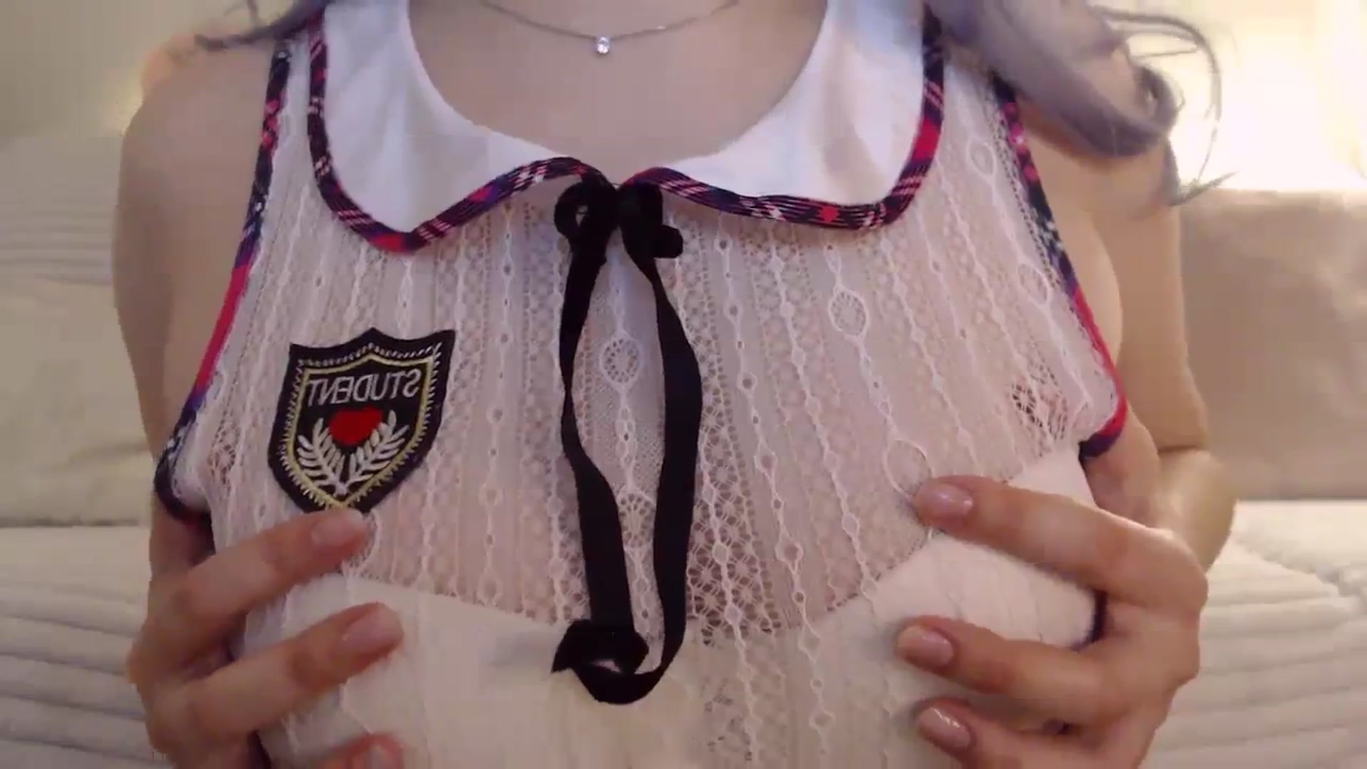 Gallery image thumbnail from kurakurai's myfreecams stream on, 08/18/2023, 08:33 image 19 of 20