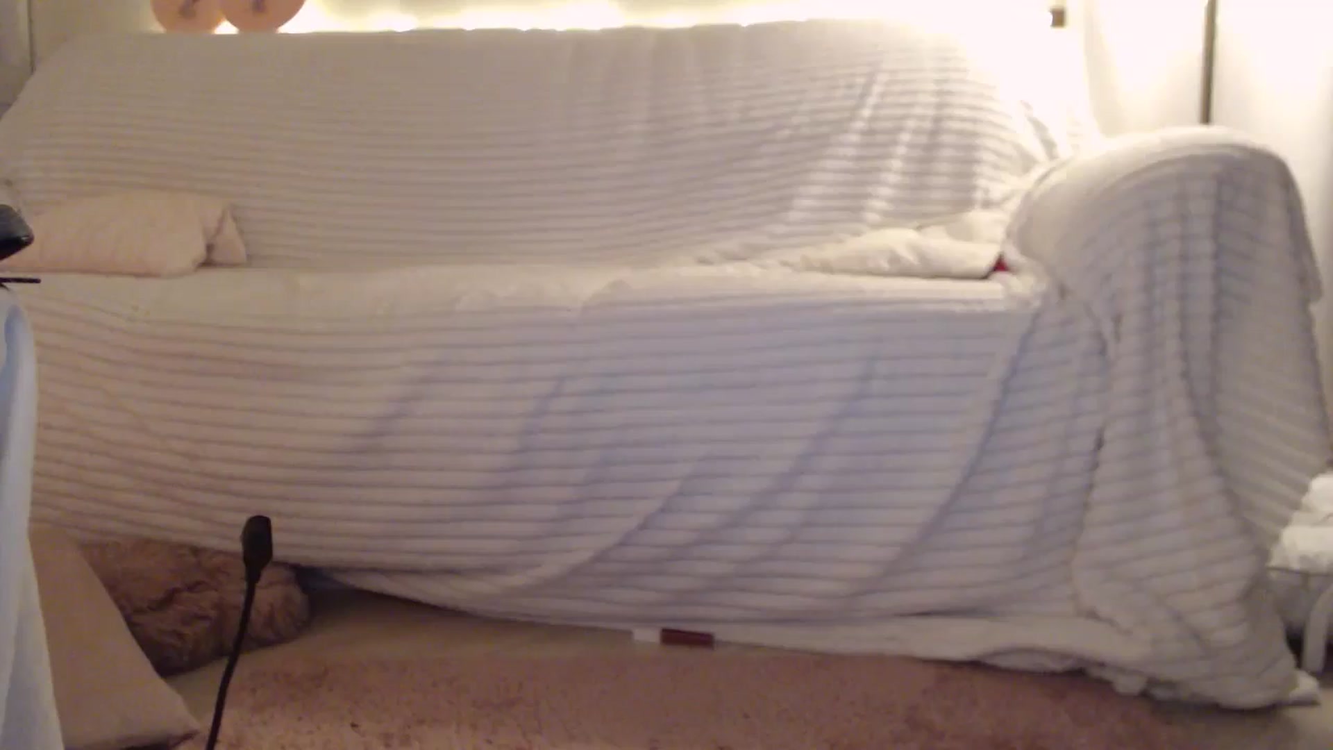 Gallery image thumbnail from kurakurai's myfreecams stream on, 08/18/2023, 16:57 image 12 of 20