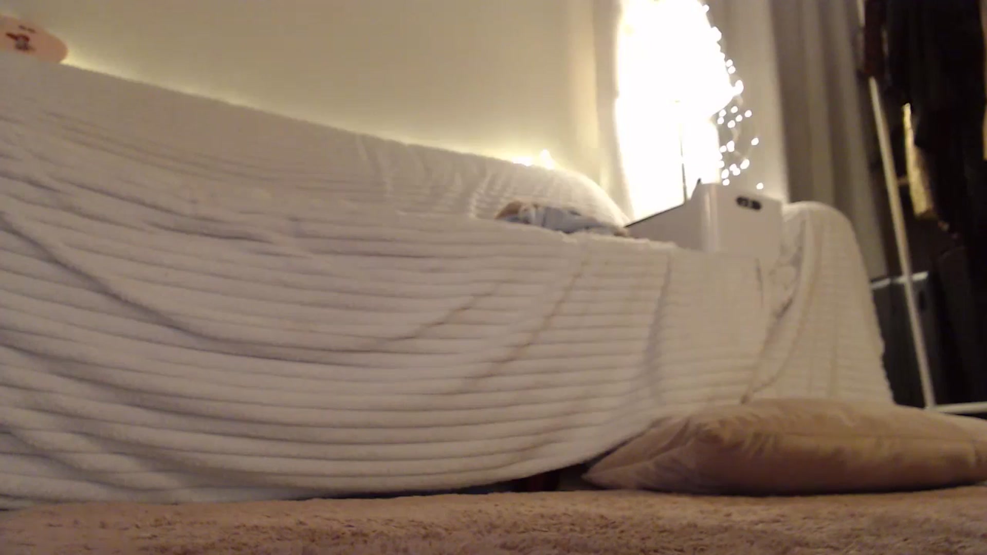 Gallery image thumbnail from kurakurai's myfreecams stream on, 11/10/2023, 16:05 image 15 of 20