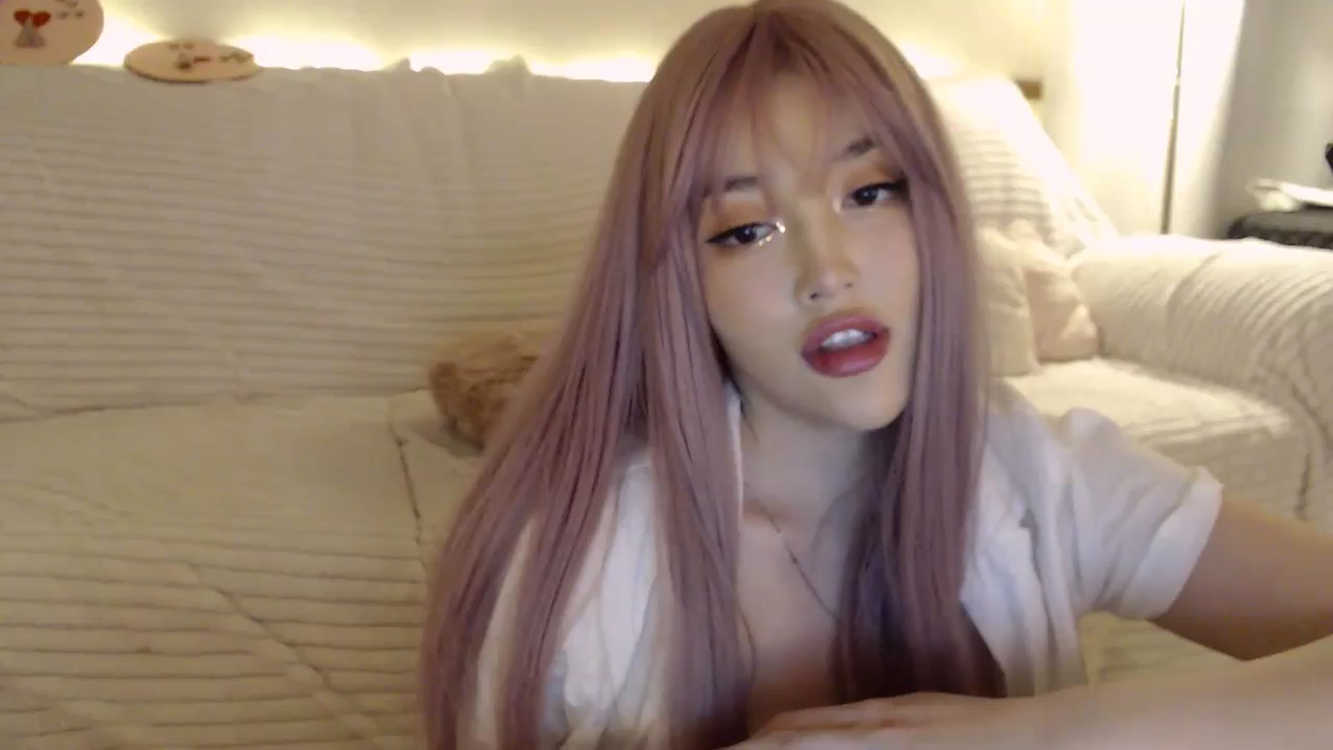 Gallery image thumbnail from kurakurai's myfreecams stream on, 01/02/2024, 13:26 image 14 of 20