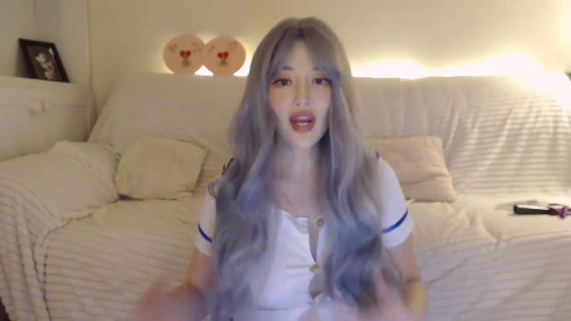 Gallery image thumbnail from kurakurai's myfreecams stream on, 01/03/2024, 17:27 image 16 of 20