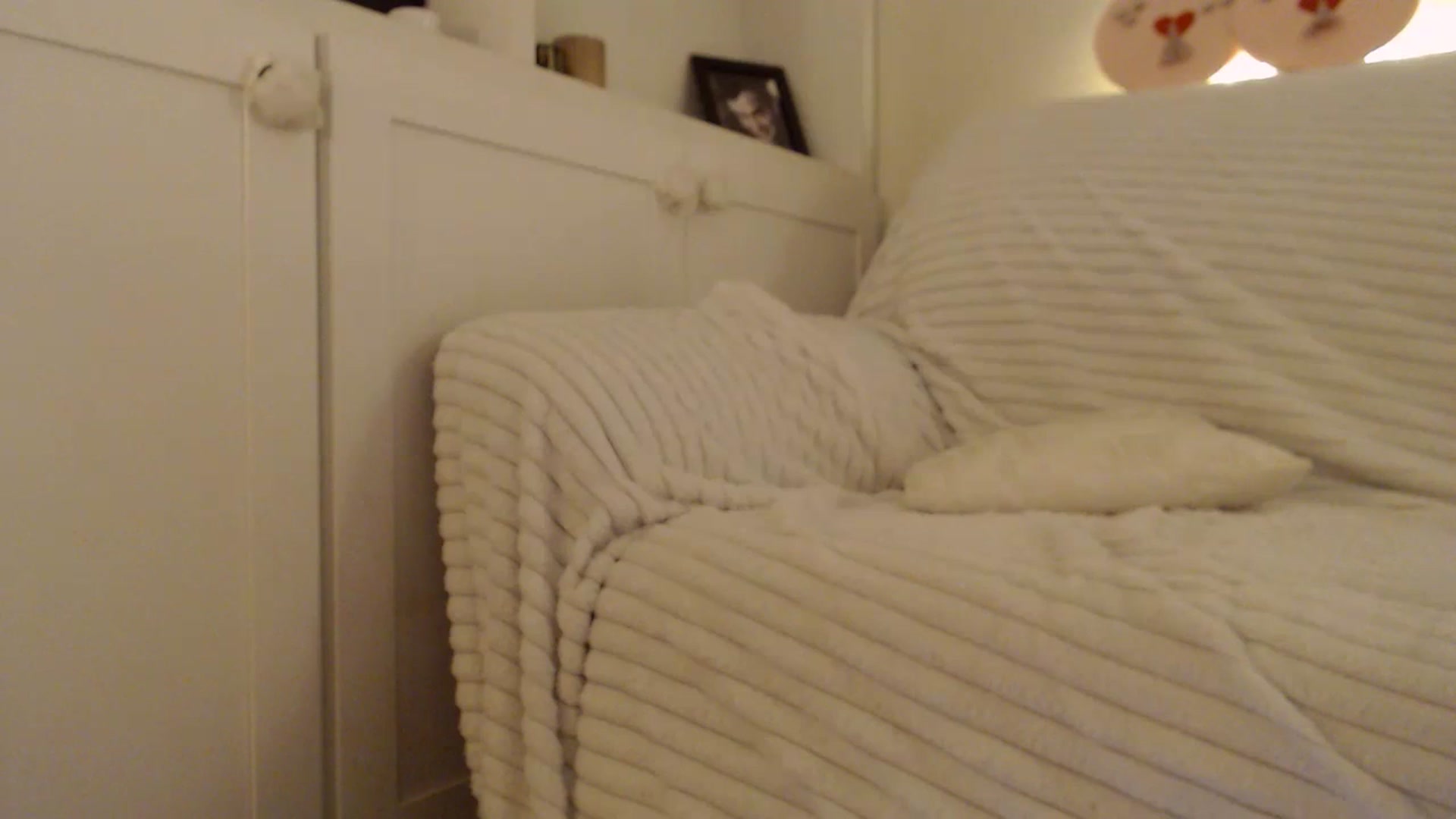 Gallery image thumbnail from kurakurai's myfreecams stream on, 01/03/2024, 17:27 image 3 of 20