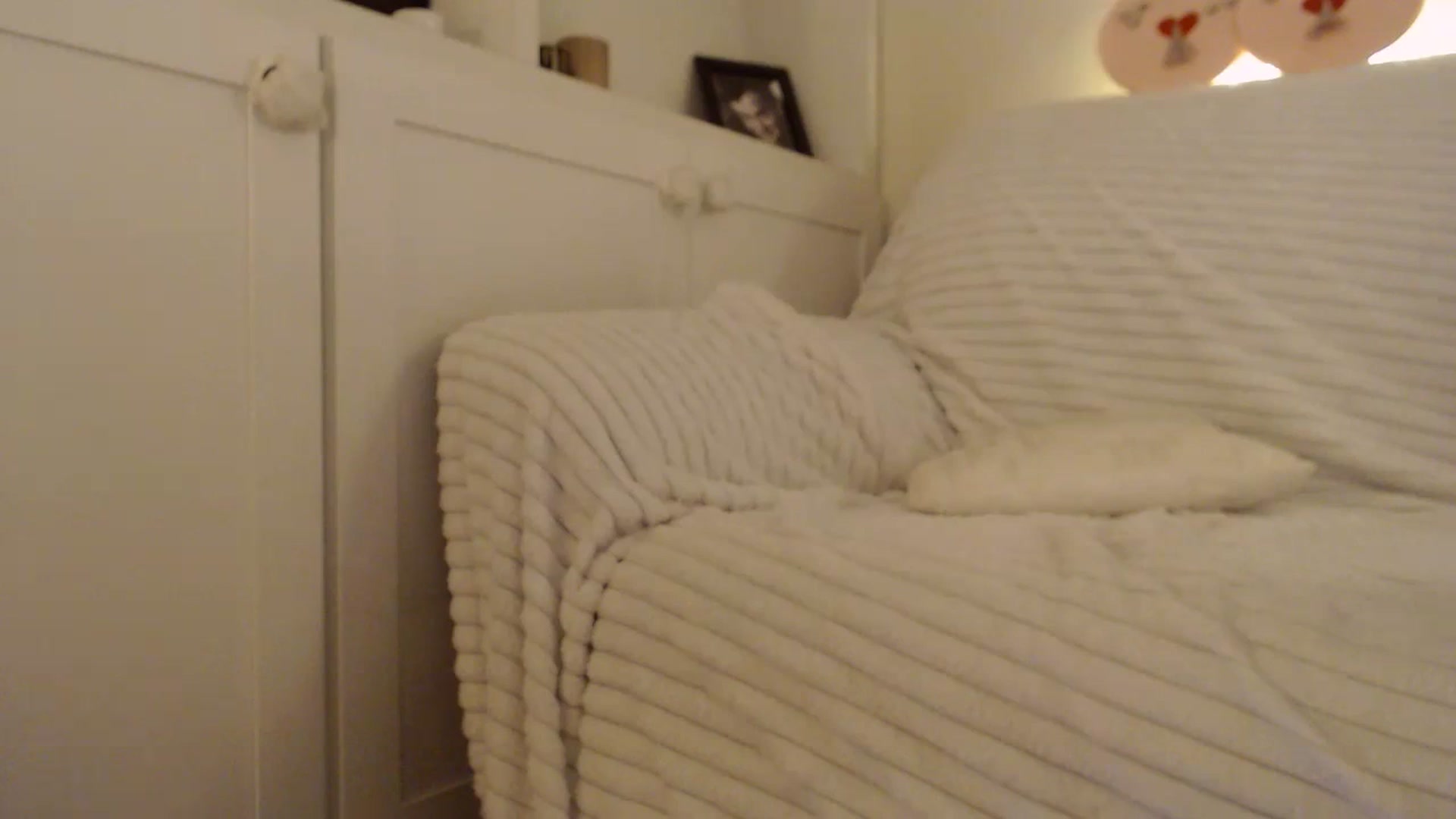 Gallery image thumbnail from kurakurai's myfreecams stream on, 01/03/2024, 17:27 image 5 of 20