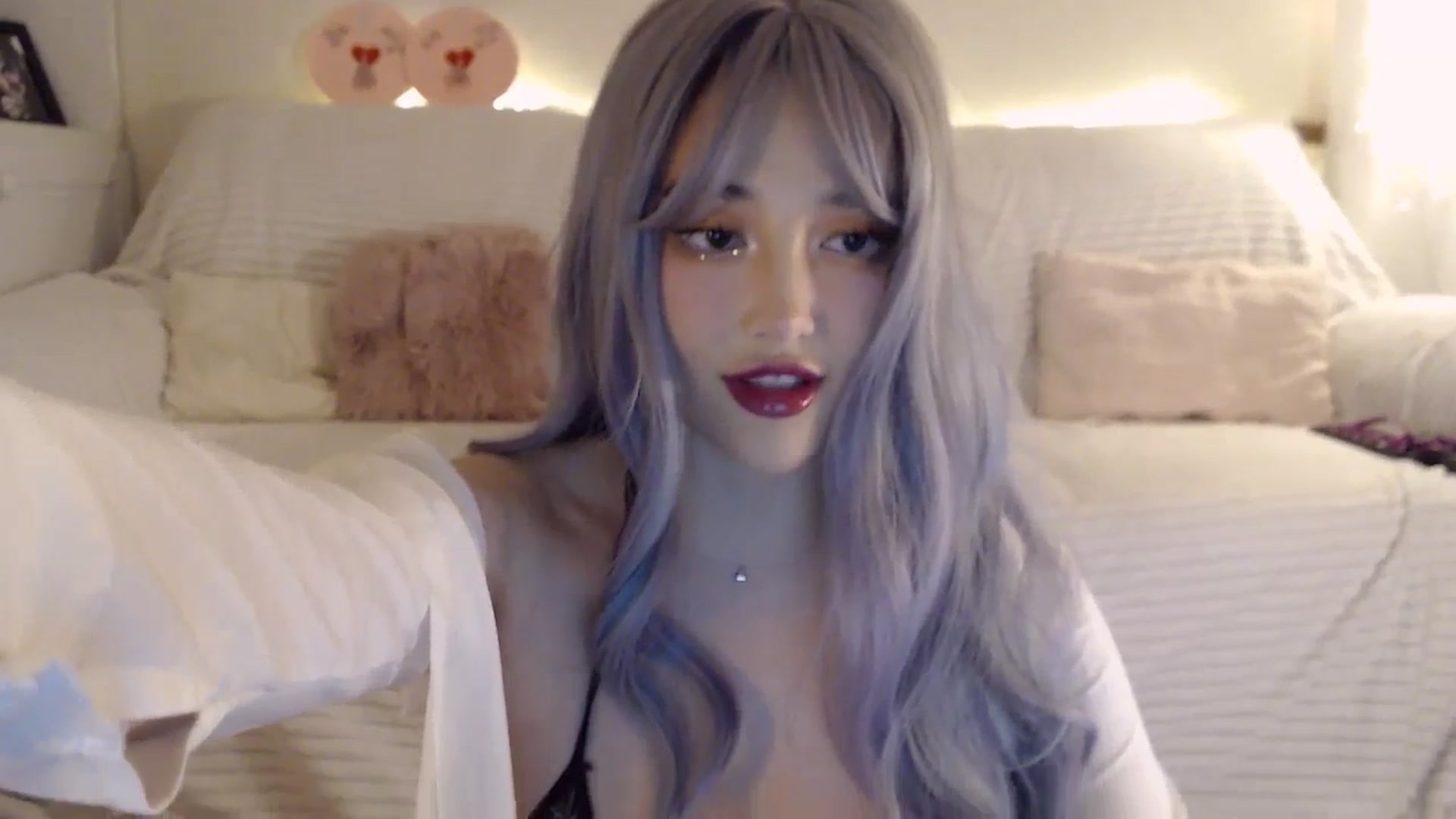Gallery image thumbnail from kurakurai's myfreecams stream on, 01/05/2024, 14:50 image 3 of 20