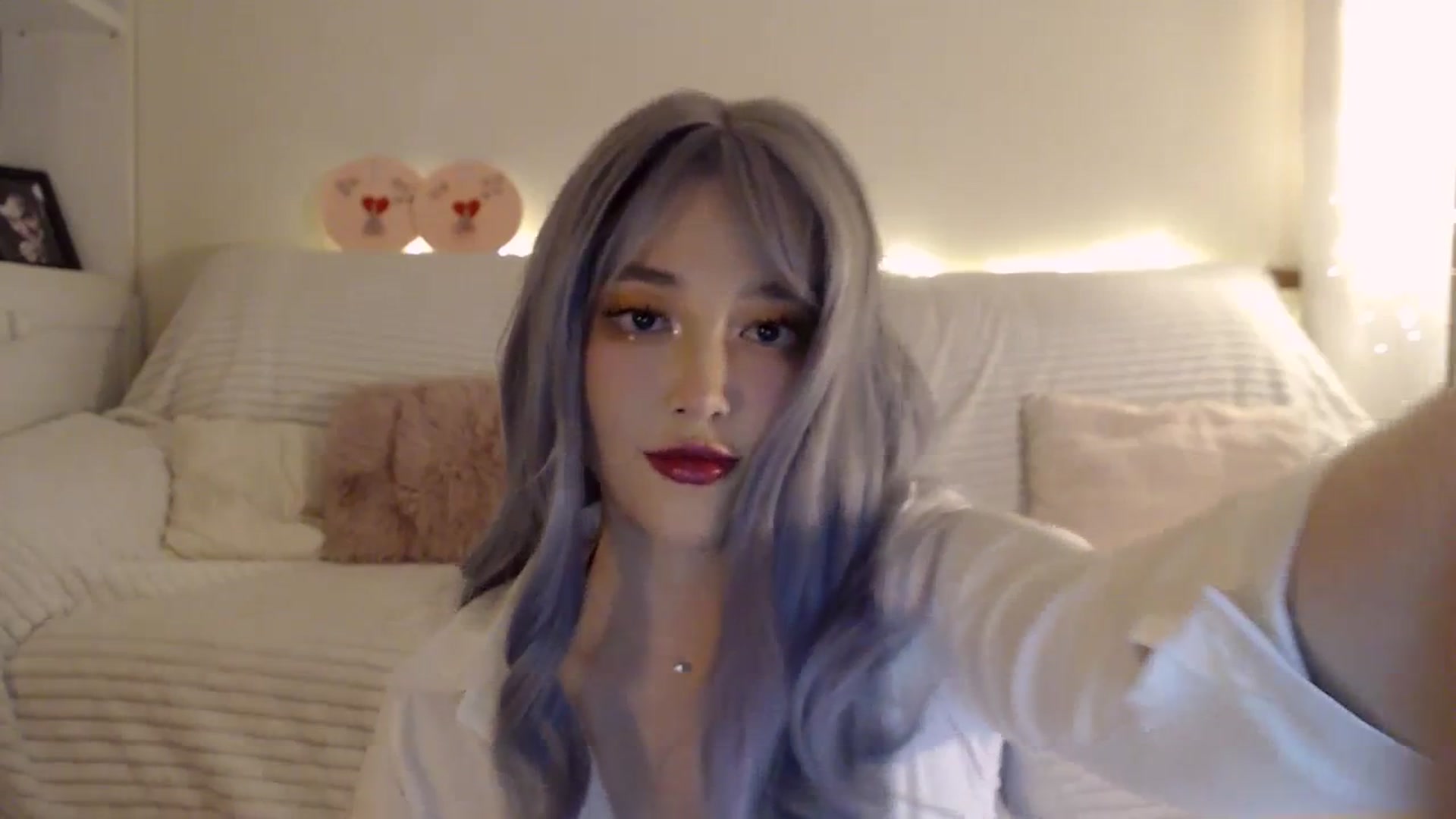 Gallery image thumbnail from kurakurai's myfreecams stream on, 01/05/2024, 14:50 image 8 of 20