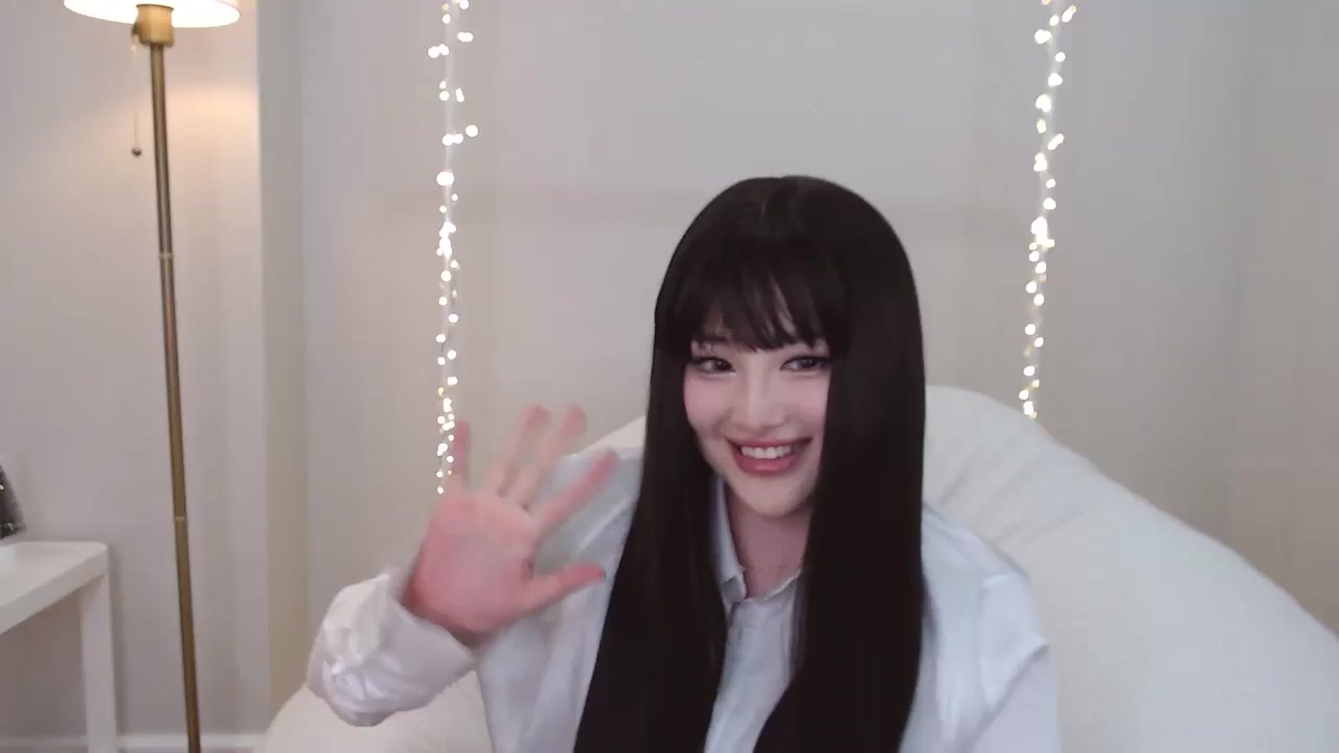 Gallery image thumbnail from kurakurai's myfreecams stream on, 12/26/2024, 15:29 image 1 of 20