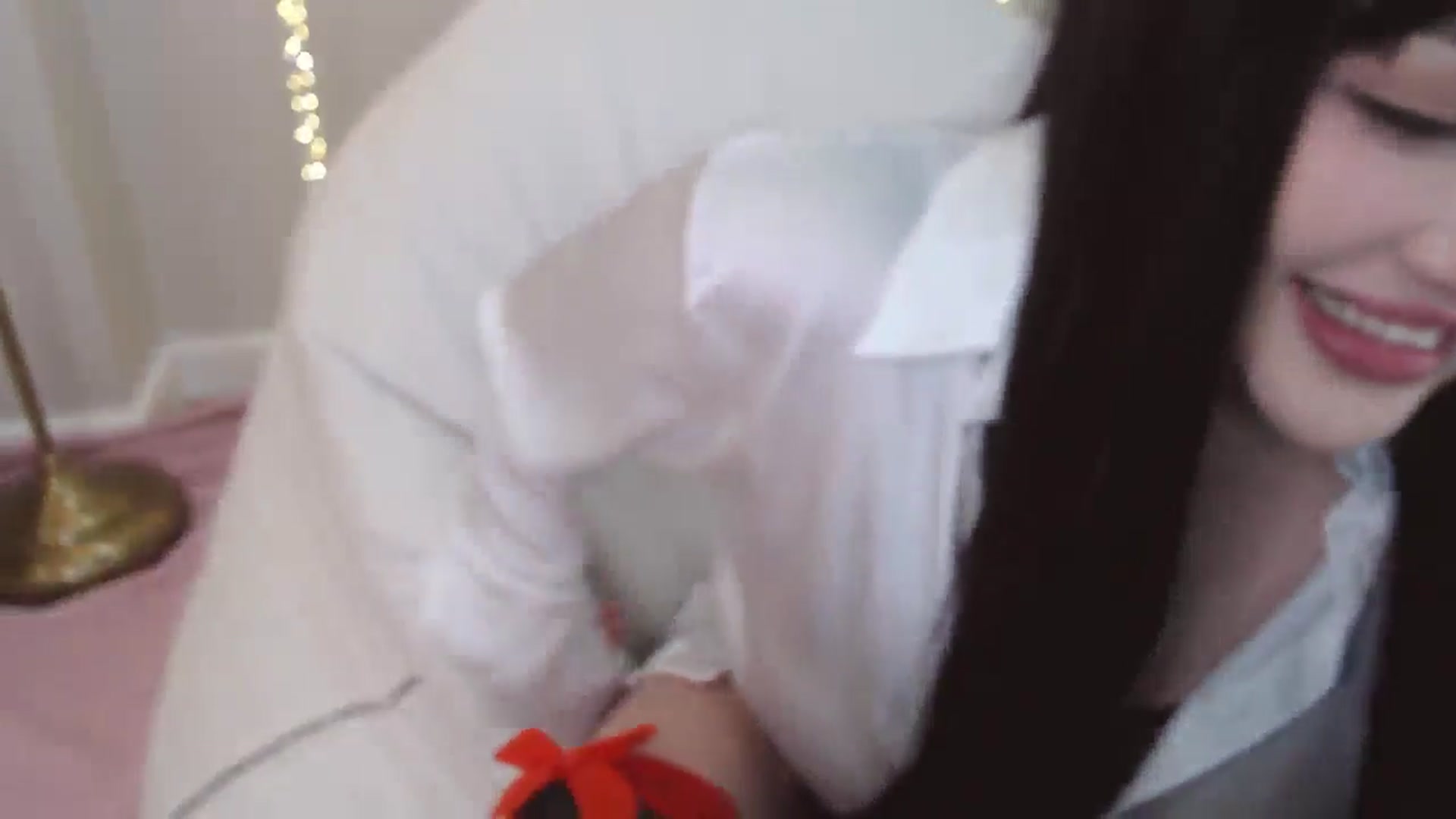 Gallery image thumbnail from kurakurai's myfreecams stream on, 12/26/2024, 16:44 image 5 of 20