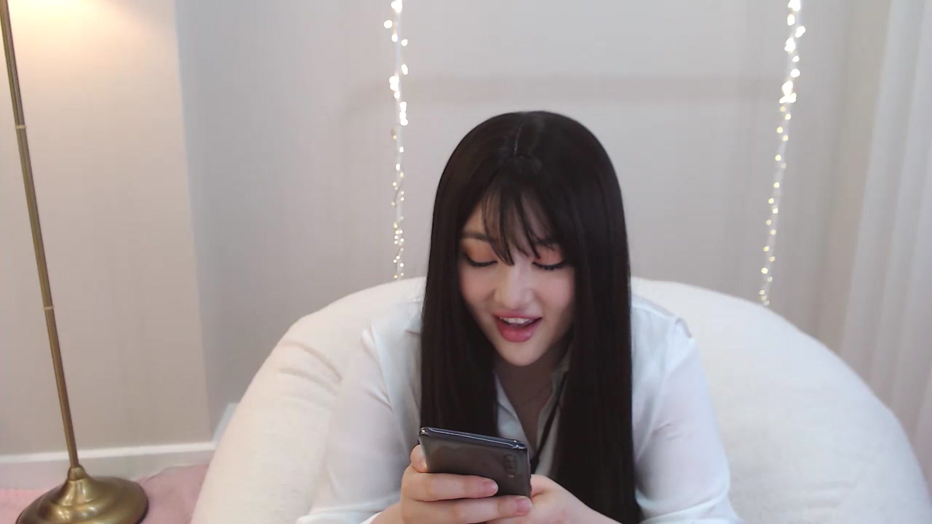 Gallery image thumbnail from kurakurai's myfreecams stream on, 01/11/2025, 11:39 image 4 of 20