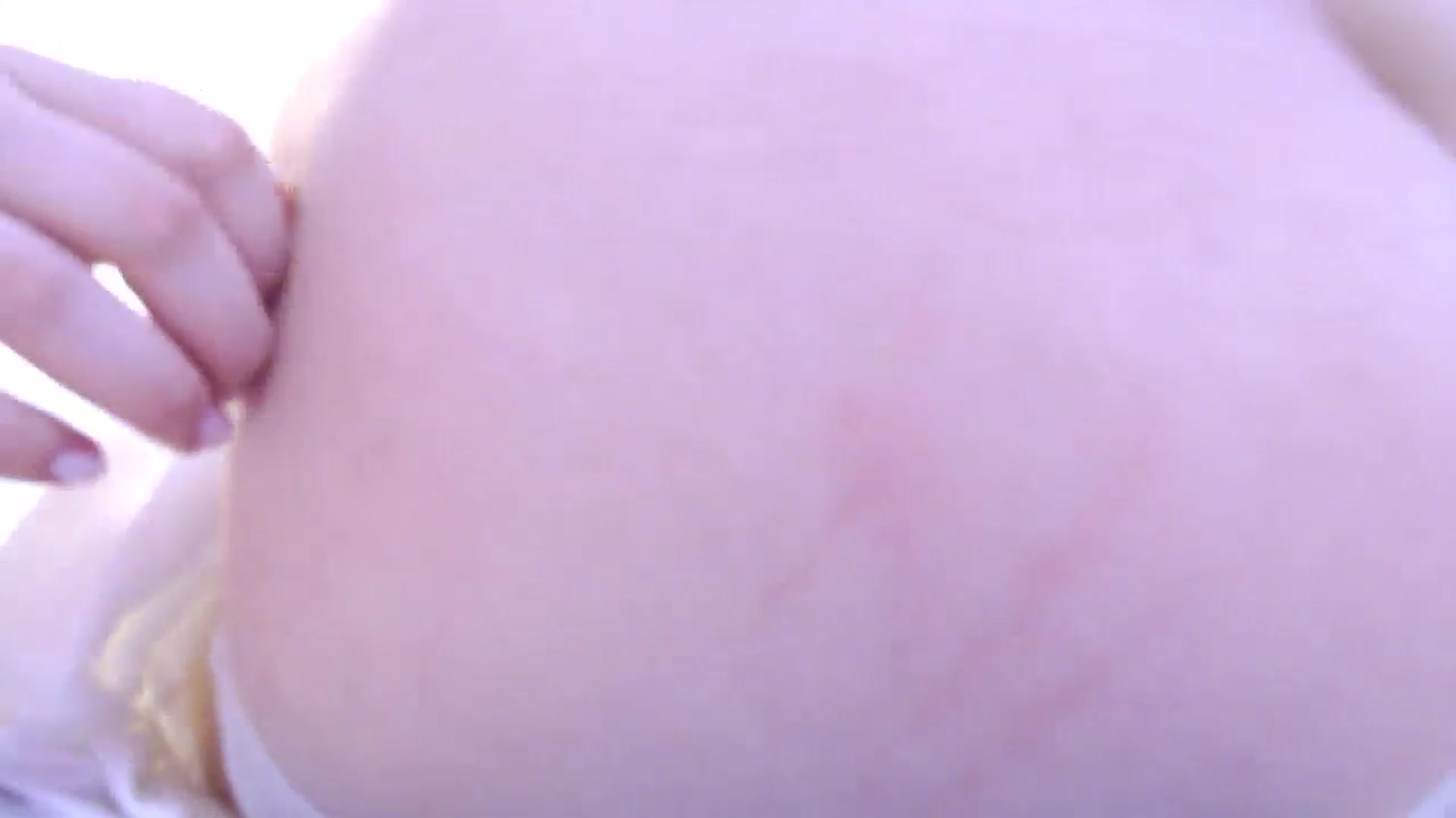 Gallery image thumbnail from kurakurai's myfreecams stream on, 06/23/2025, 13:17 image 7 of 20