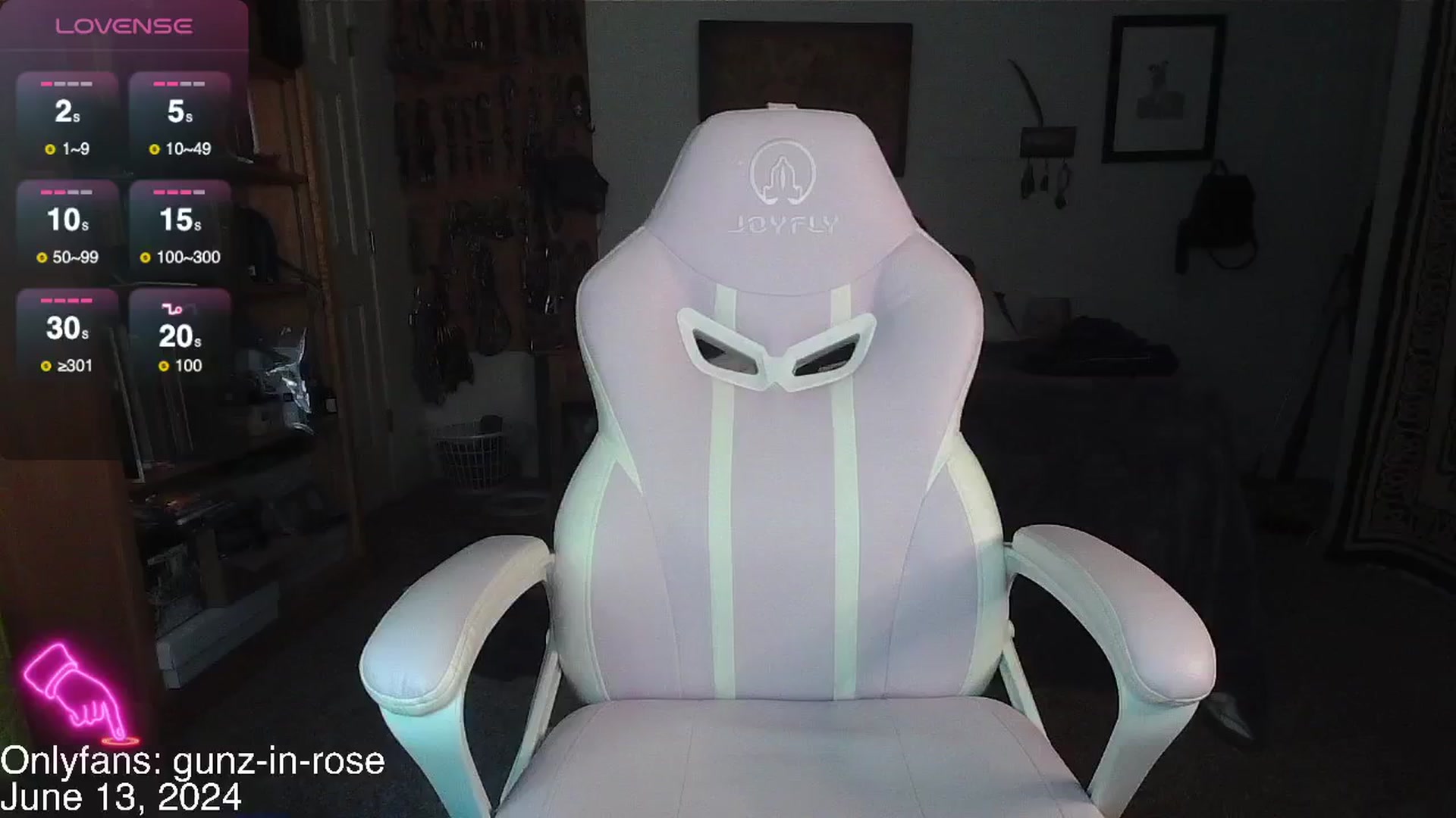 Gallery image thumbnail from kylierose's myfreecams stream on, 06/13/2024, 22:20 image 11 of 20