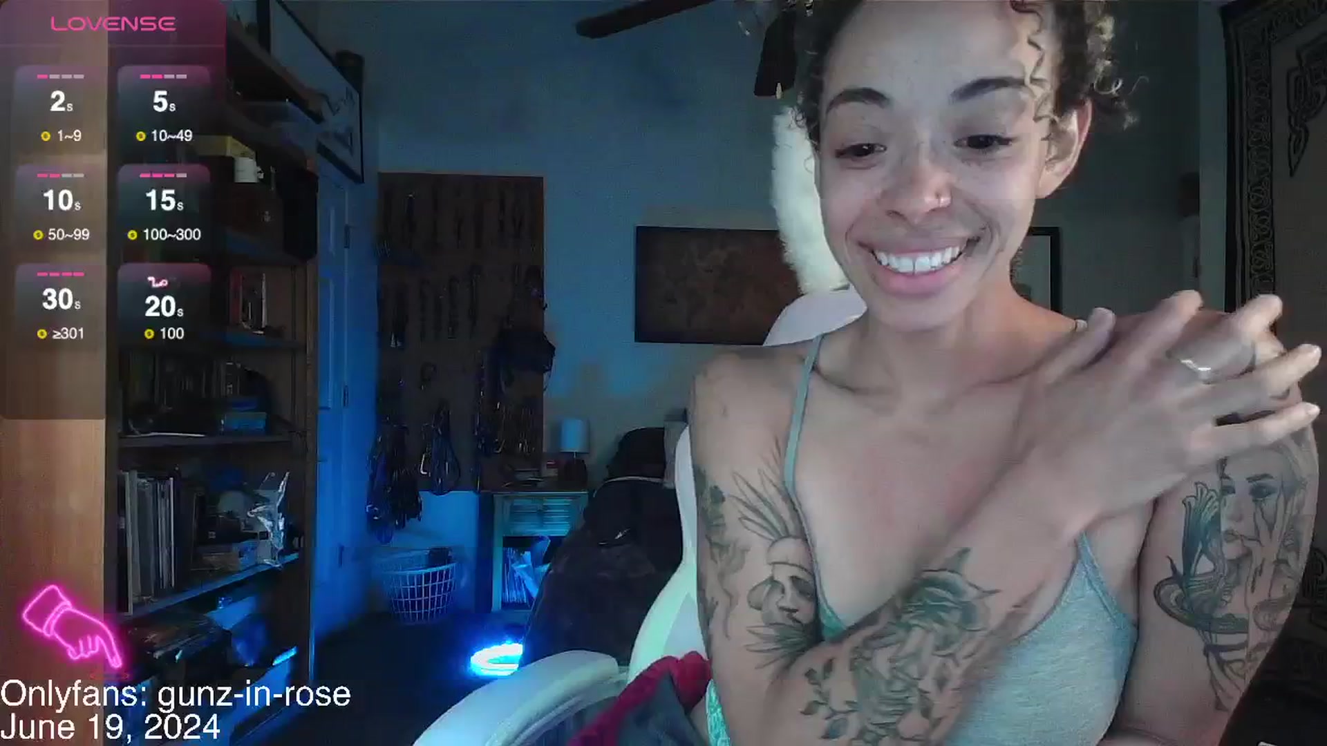 Gallery image thumbnail from kylierose's myfreecams stream on, 06/19/2024, 19:48 image 2 of 20