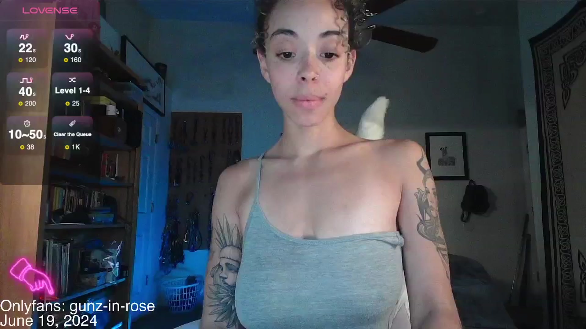 Gallery image thumbnail from kylierose's myfreecams stream on, 06/19/2024, 23:36 image 15 of 20