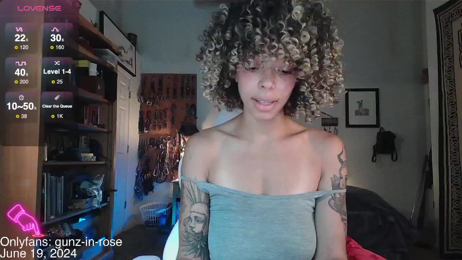 Gallery image thumbnail from kylierose's myfreecams stream on, 06/25/2024, 19:05 image 20 of 20