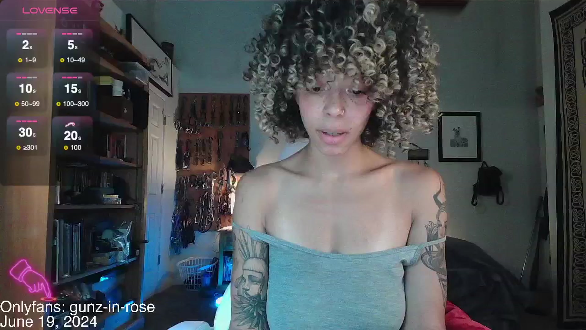 Gallery image thumbnail from kylierose's myfreecams stream on, 06/25/2024, 19:05 image 19 of 20