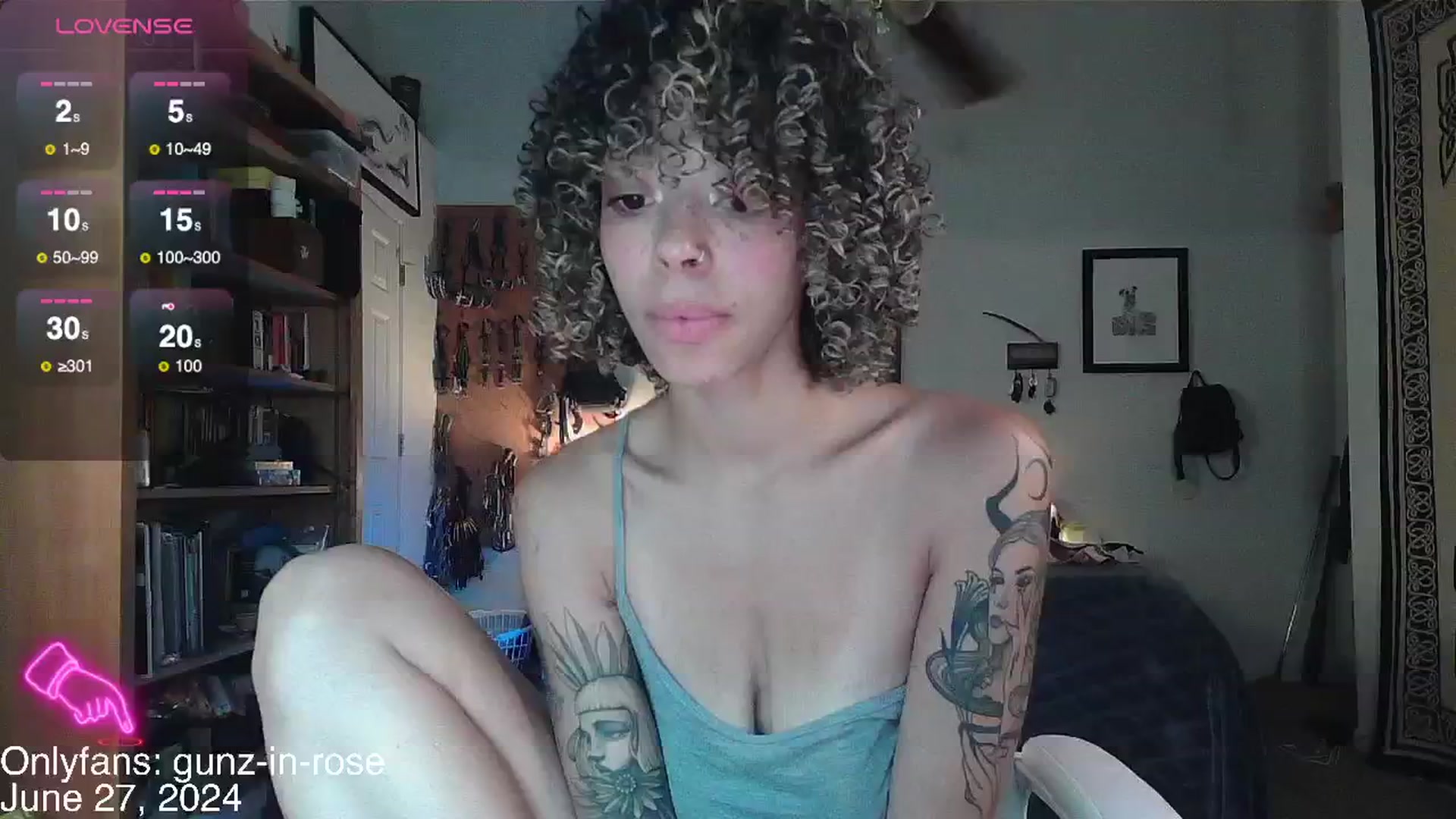 Gallery image thumbnail from kylierose's myfreecams stream on, 06/27/2024, 22:23 image 17 of 20
