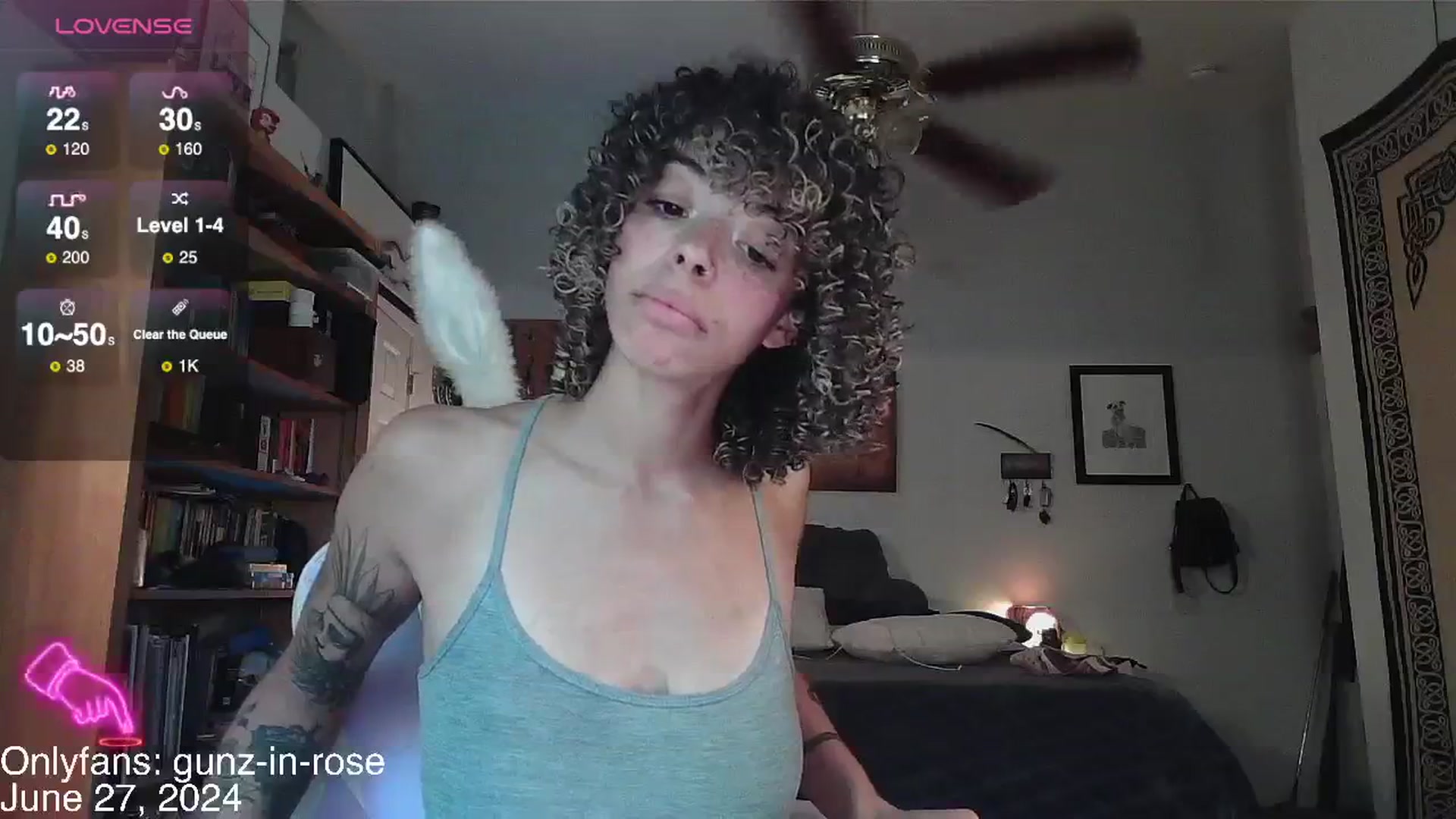Gallery image thumbnail from kylierose's myfreecams stream on, 06/27/2024, 22:23 image 3 of 20