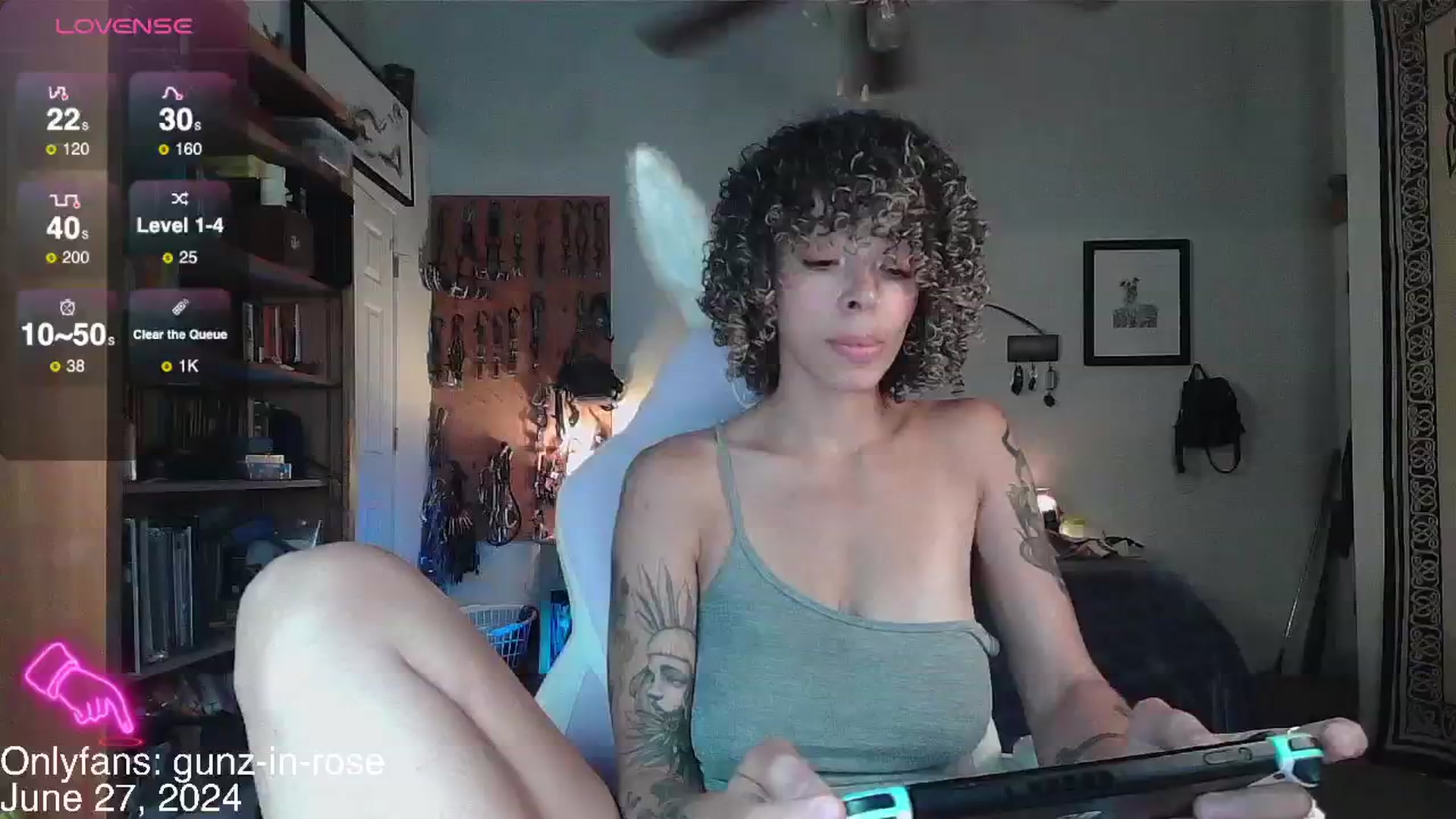Gallery image thumbnail from kylierose's myfreecams stream on, 06/27/2024, 22:23 image 18 of 20