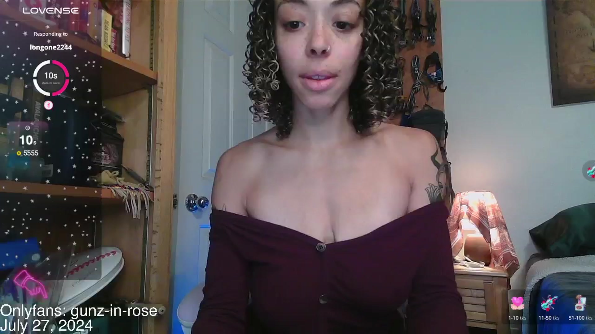 Gallery image thumbnail from kylierose's myfreecams stream on, 07/29/2024, 18:31 image 9 of 20