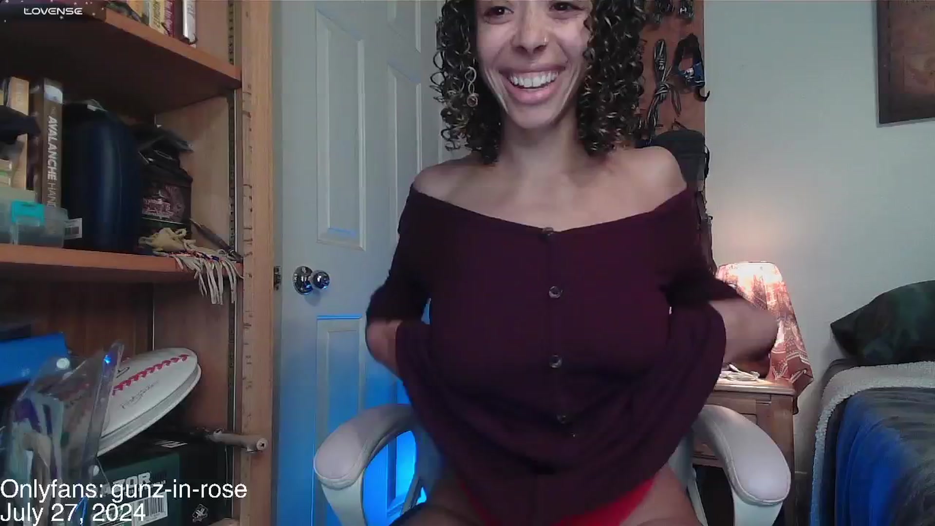 Gallery image thumbnail from kylierose's myfreecams stream on, 07/29/2024, 18:31 image 1 of 20