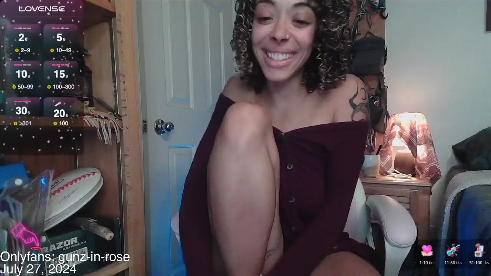 Gallery image thumbnail from kylierose's myfreecams stream on, 07/29/2024, 21:30 image 6 of 20