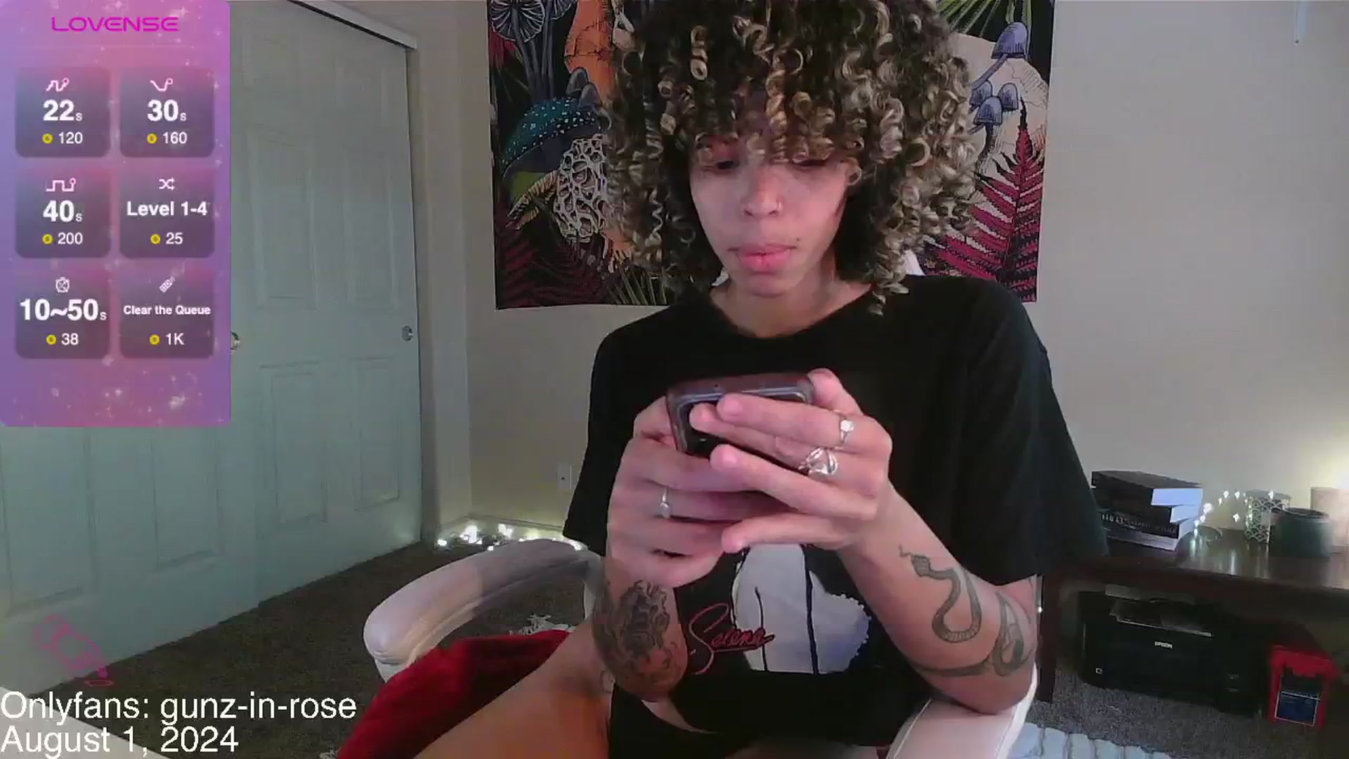 Gallery image thumbnail from kylierose's myfreecams stream on, 08/01/2024, 21:02 image 17 of 20