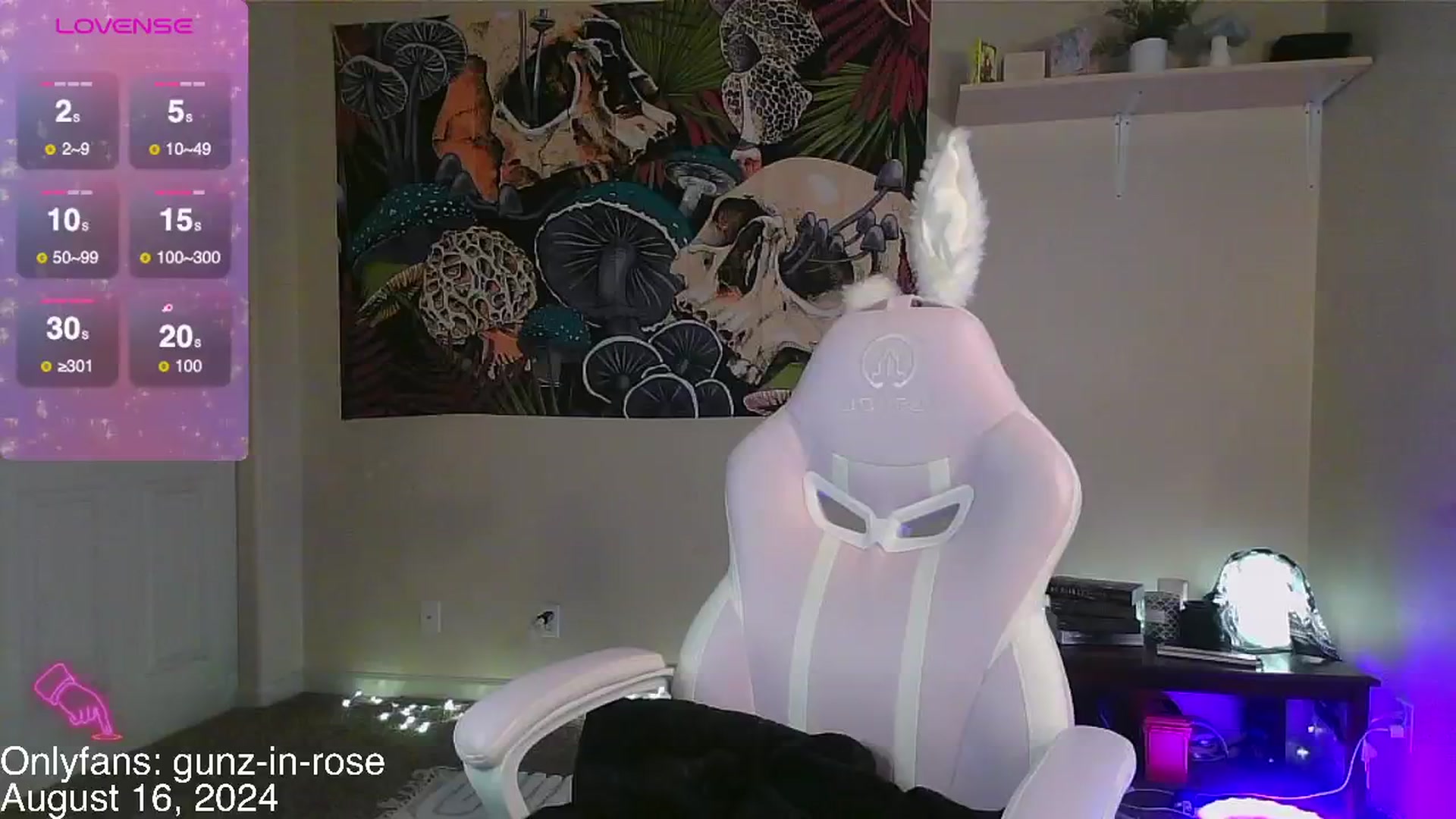 Gallery image thumbnail from kylierose's myfreecams stream on, 08/16/2024, 14:42 image 13 of 20